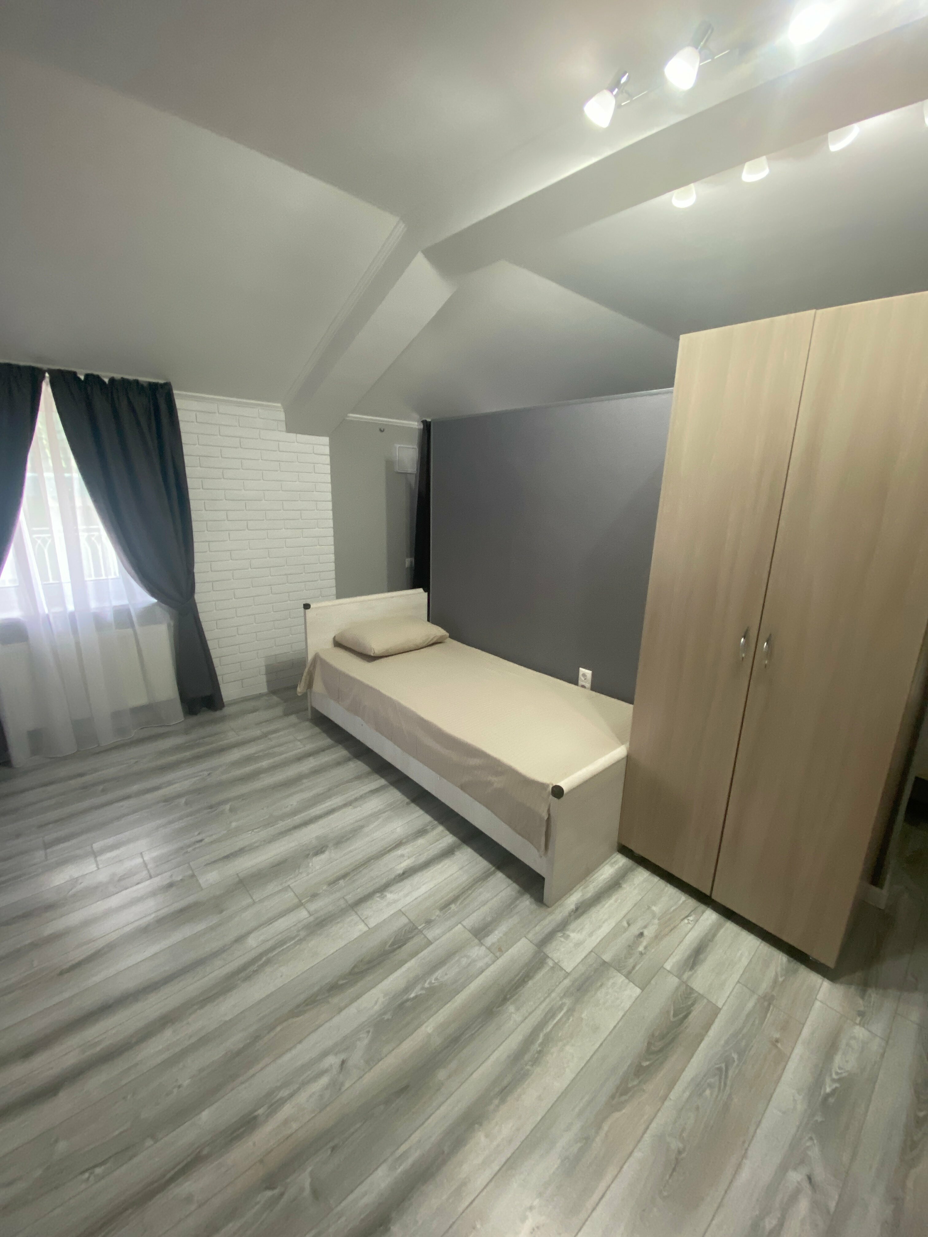 Семейный номер с балконом