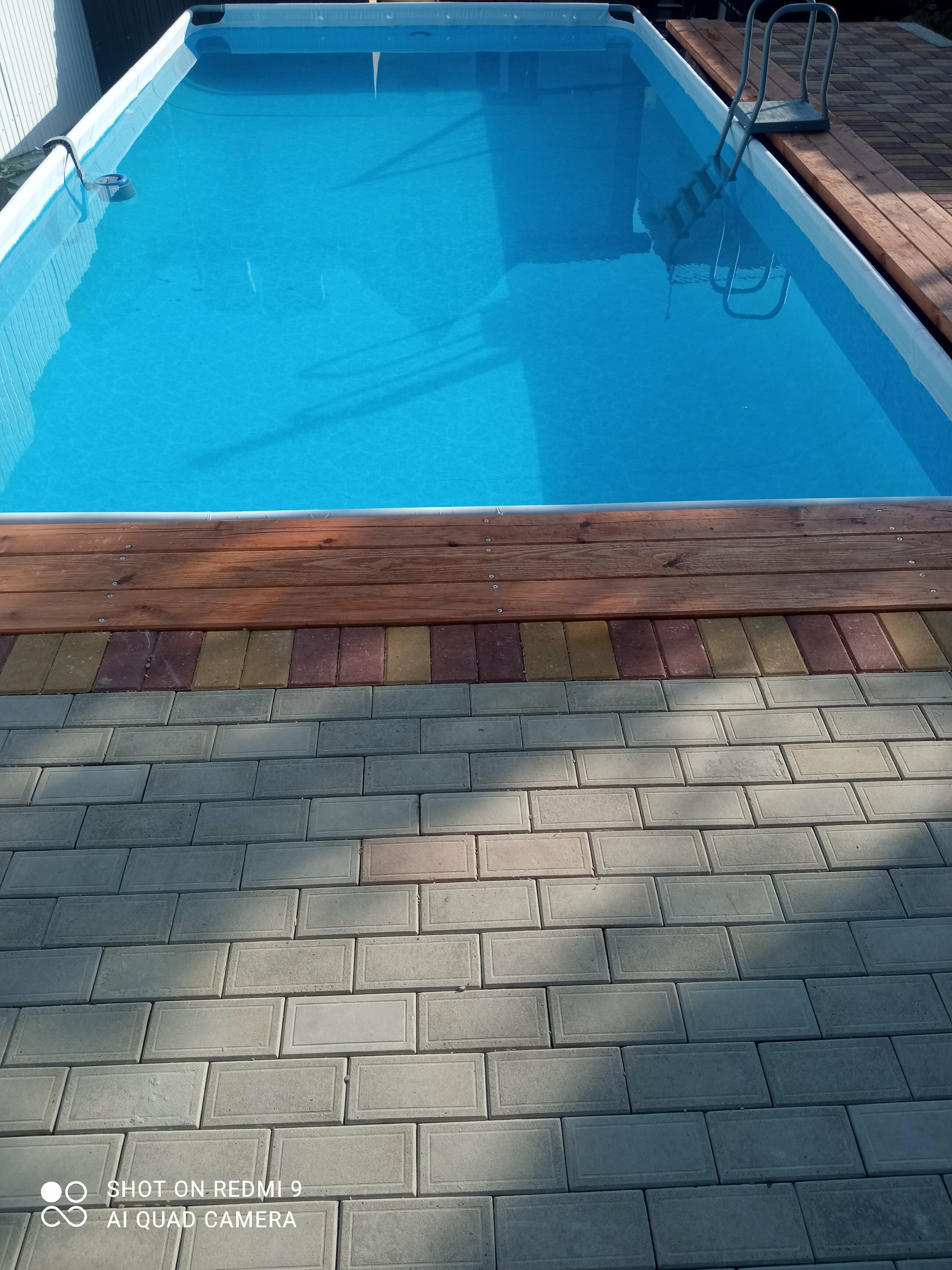 Небольшой двухместный номер с 2 отдельными кроватями