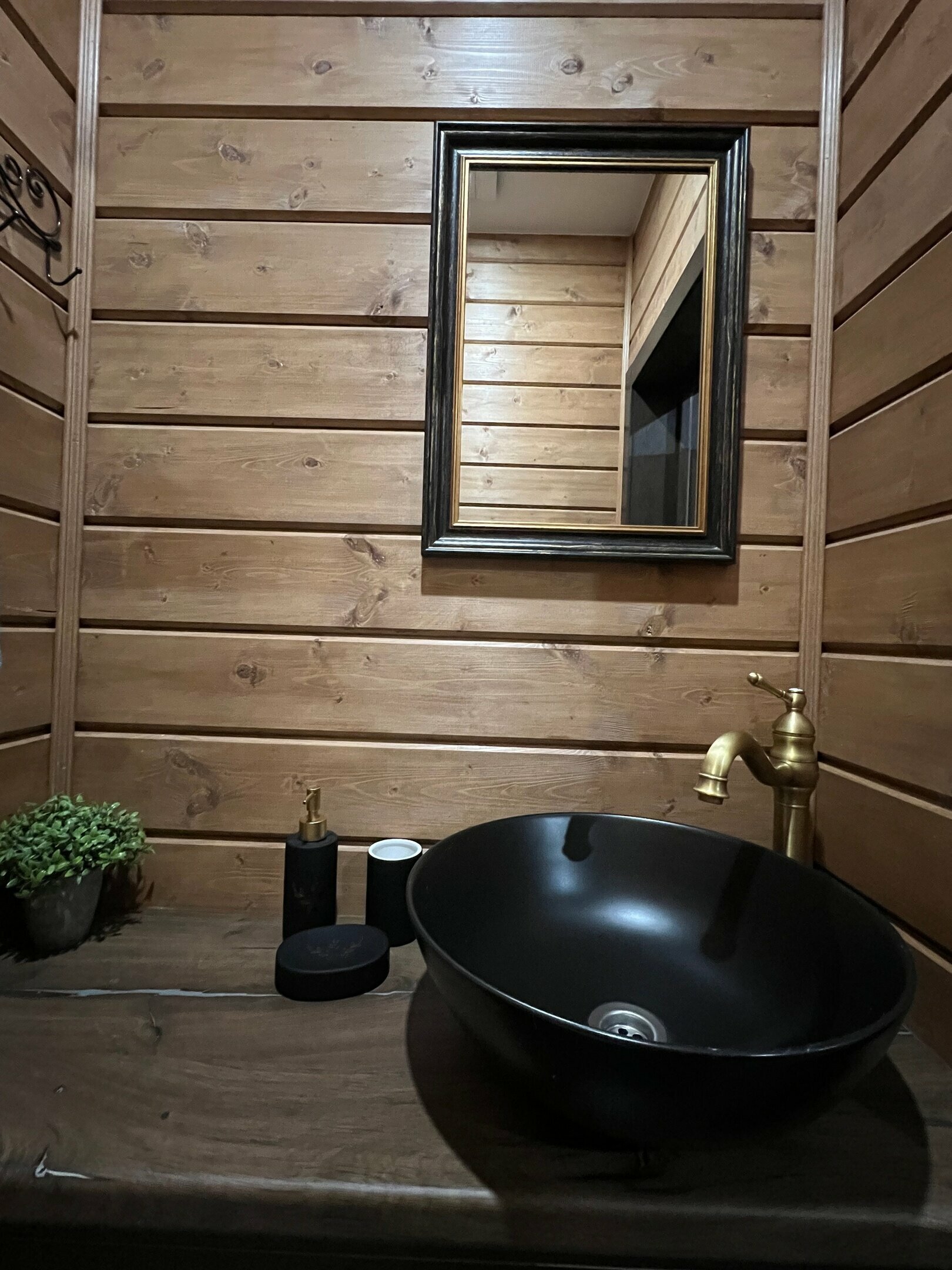 коттедж "Италия" с видом на озеро