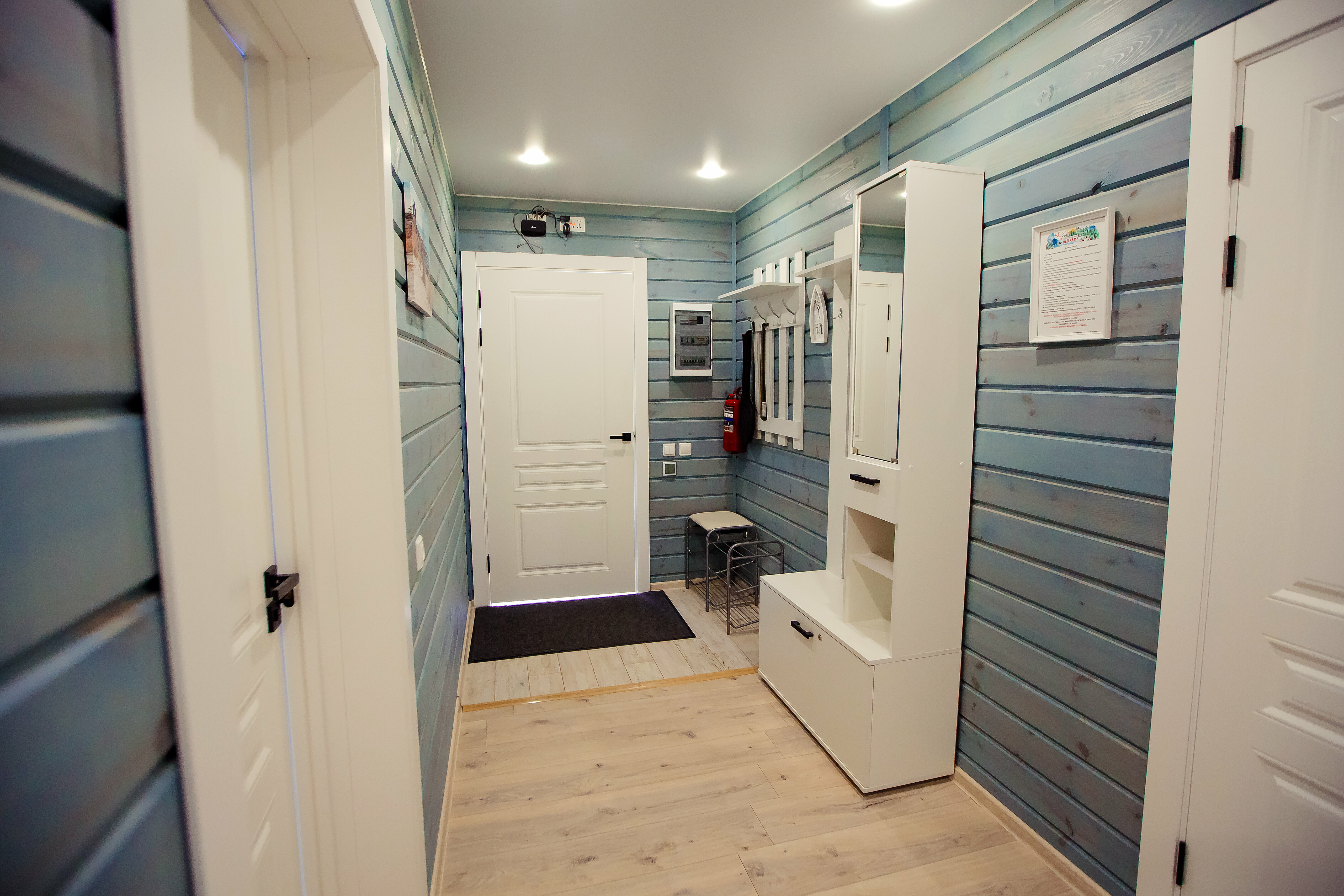 коттедж "Морской" с видом на озеро