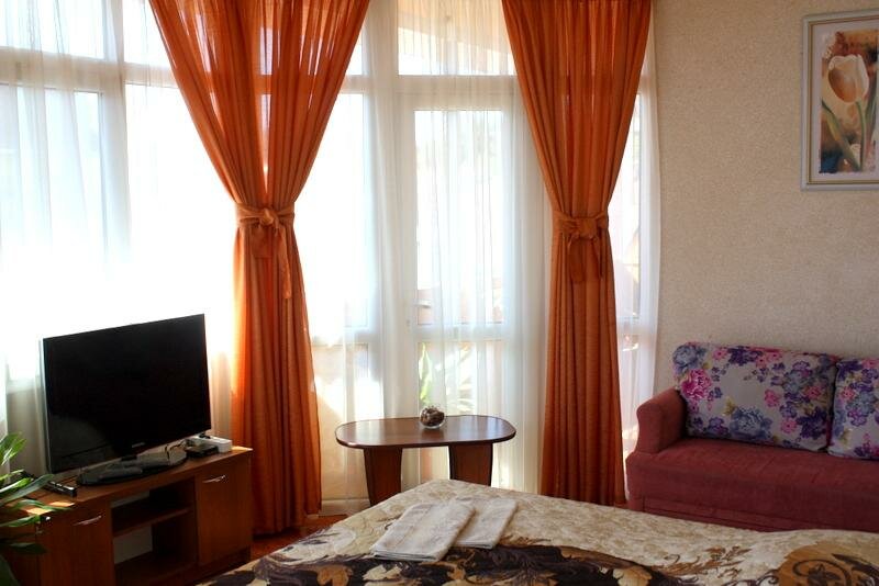 Семейный номер с видом на горы