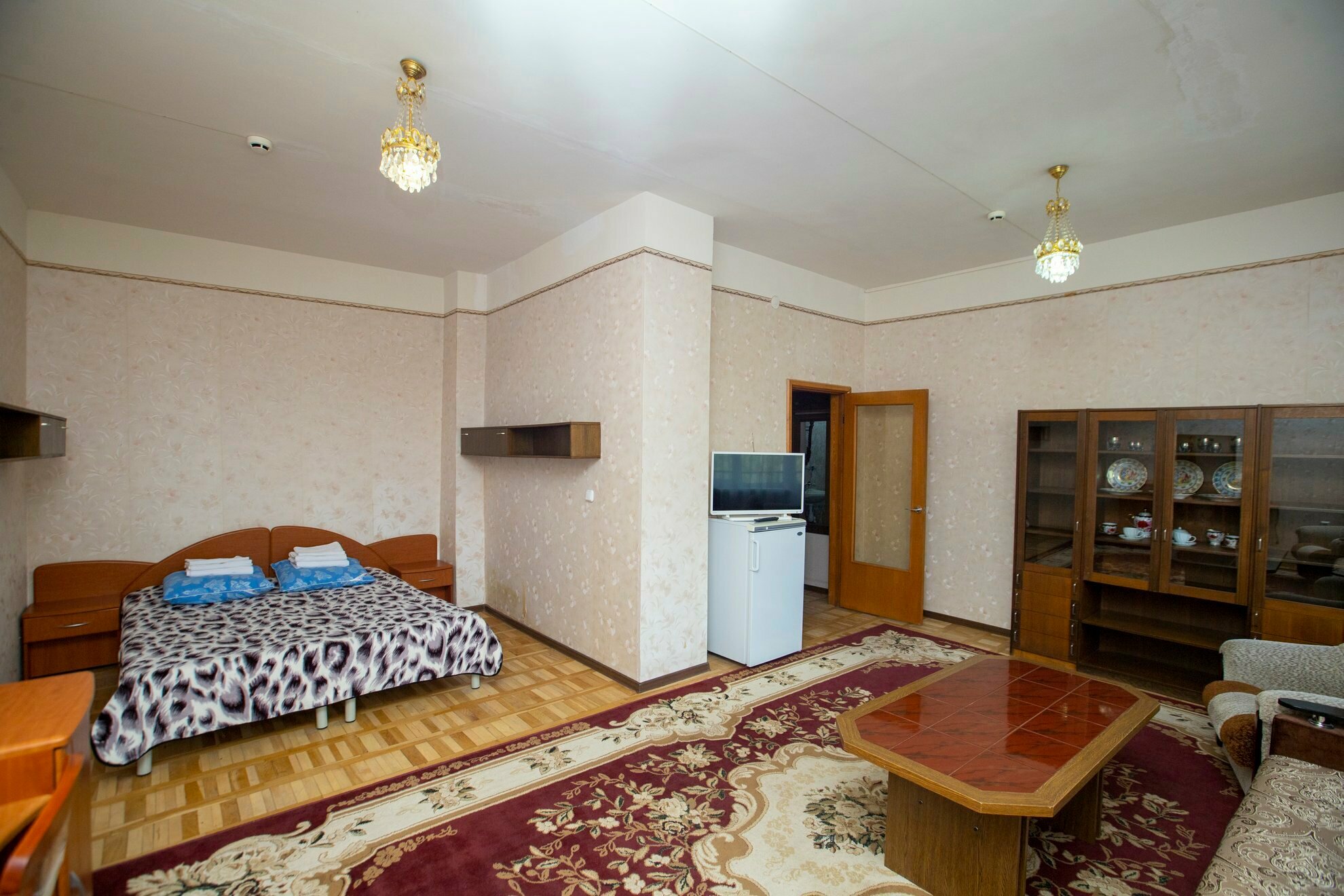 Двухместный номер с 2 отдельными кроватями и душем