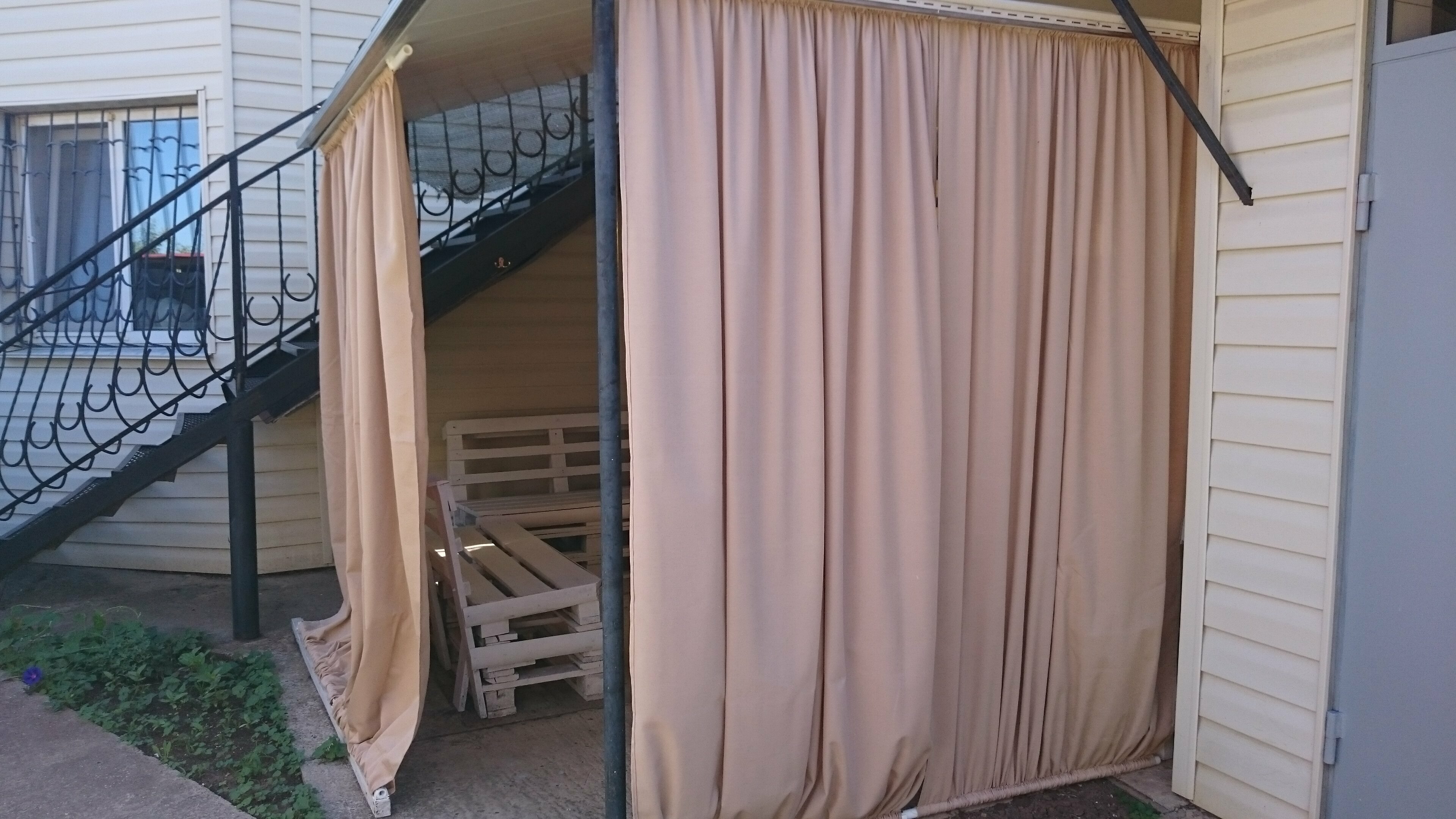 Четырехместный номер на первом этаже