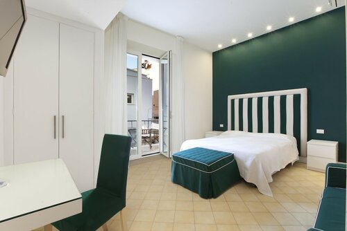 Двухместный номер «Делюкс» с 1 или 2 кроватями, балкон в Sorrento Apartments One