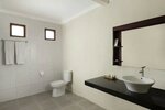 Suite Pool Access в Nesa Sanur