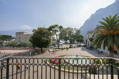Семейные апартаменты, Несколько кроватей, 2 ванные комнаты (Residenza Rocca del Lago) в Residenza Rocca del Lago