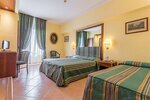 Трехместный номер в Raeli Hotel Lazio