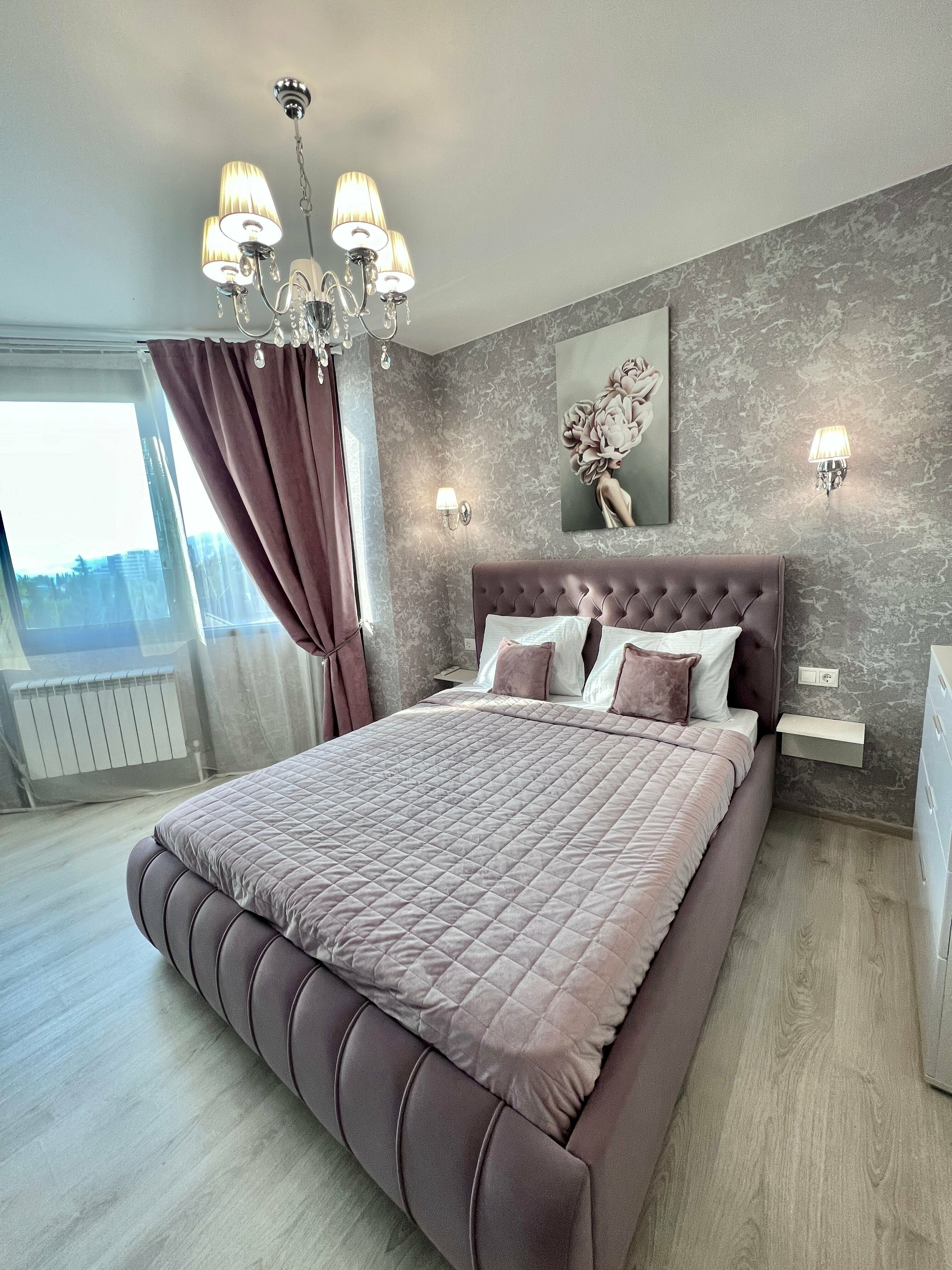 Апартаменты с видом на бассейн и море