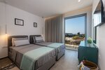 Панорамная вилла, 2 спальни, отдельный бассейн, первый этаж в Villa Karydia with private pool