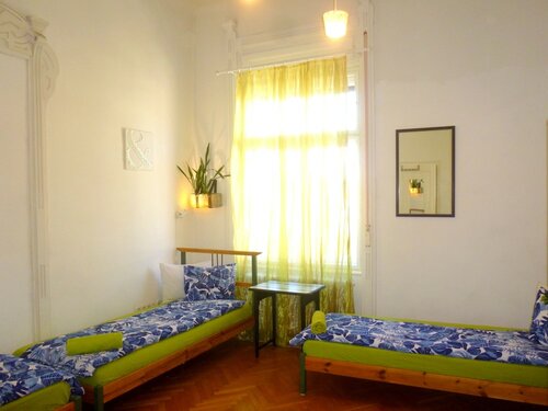 Четырехместный номер, отдельная ванная комната в Gaia Hostel