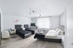 Стандартный четырехместный номер в 7th Room Guest House
