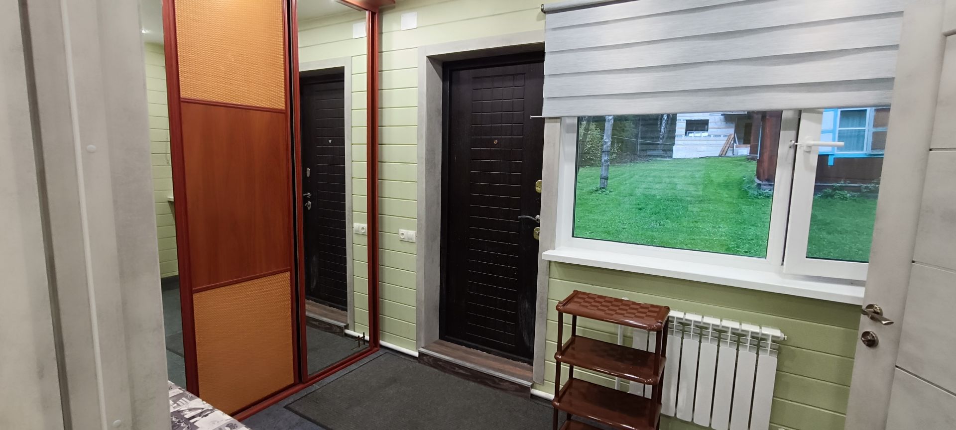 Коттедж с видом на лес