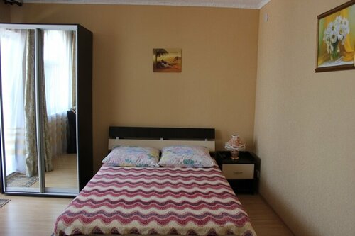 Четырехместный номер с душем в Жемчужина