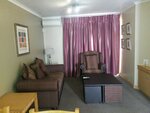 Представительский люкс в Airport Inn Executive Suites