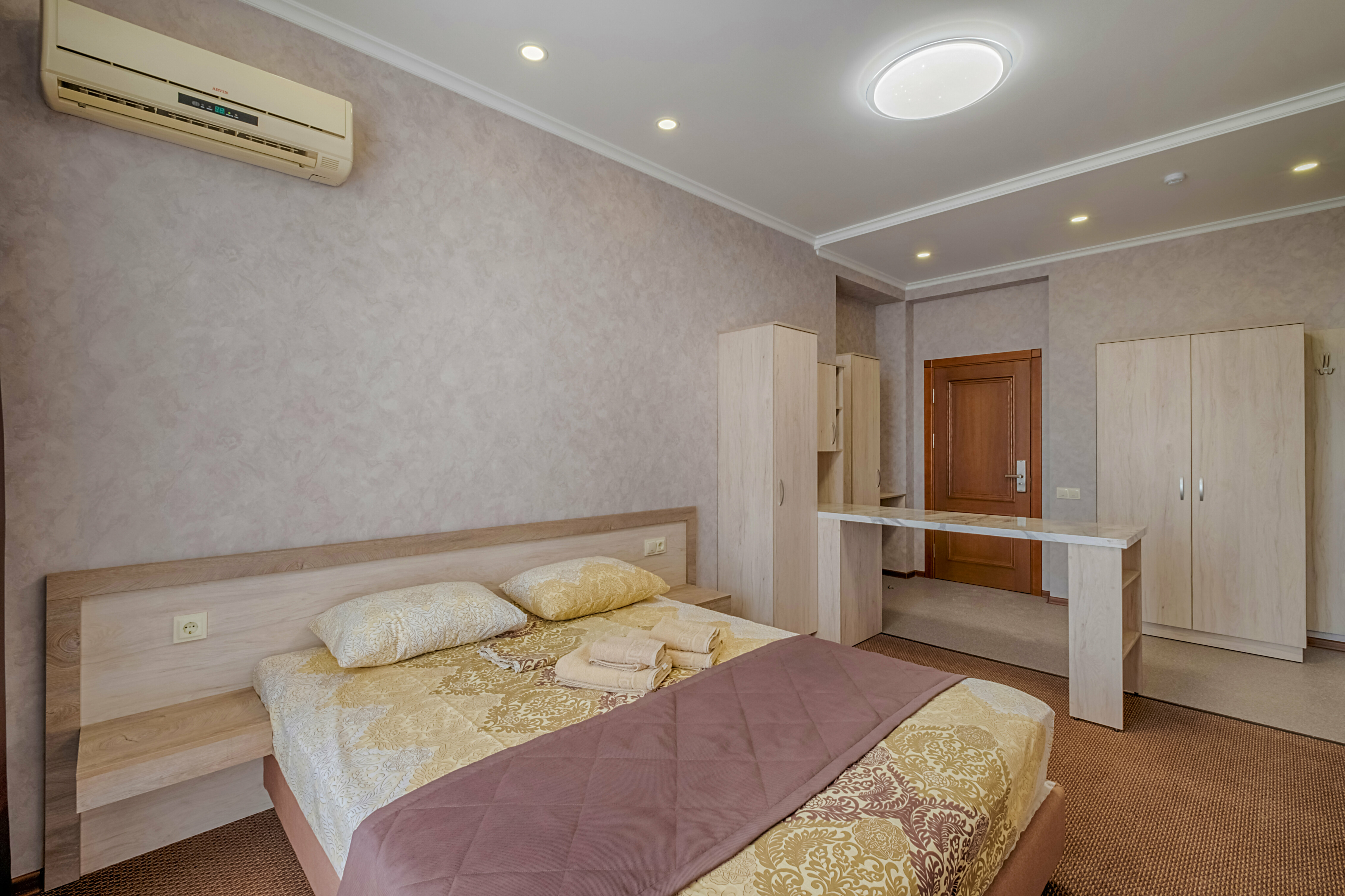 Четырехместный номер с балконом