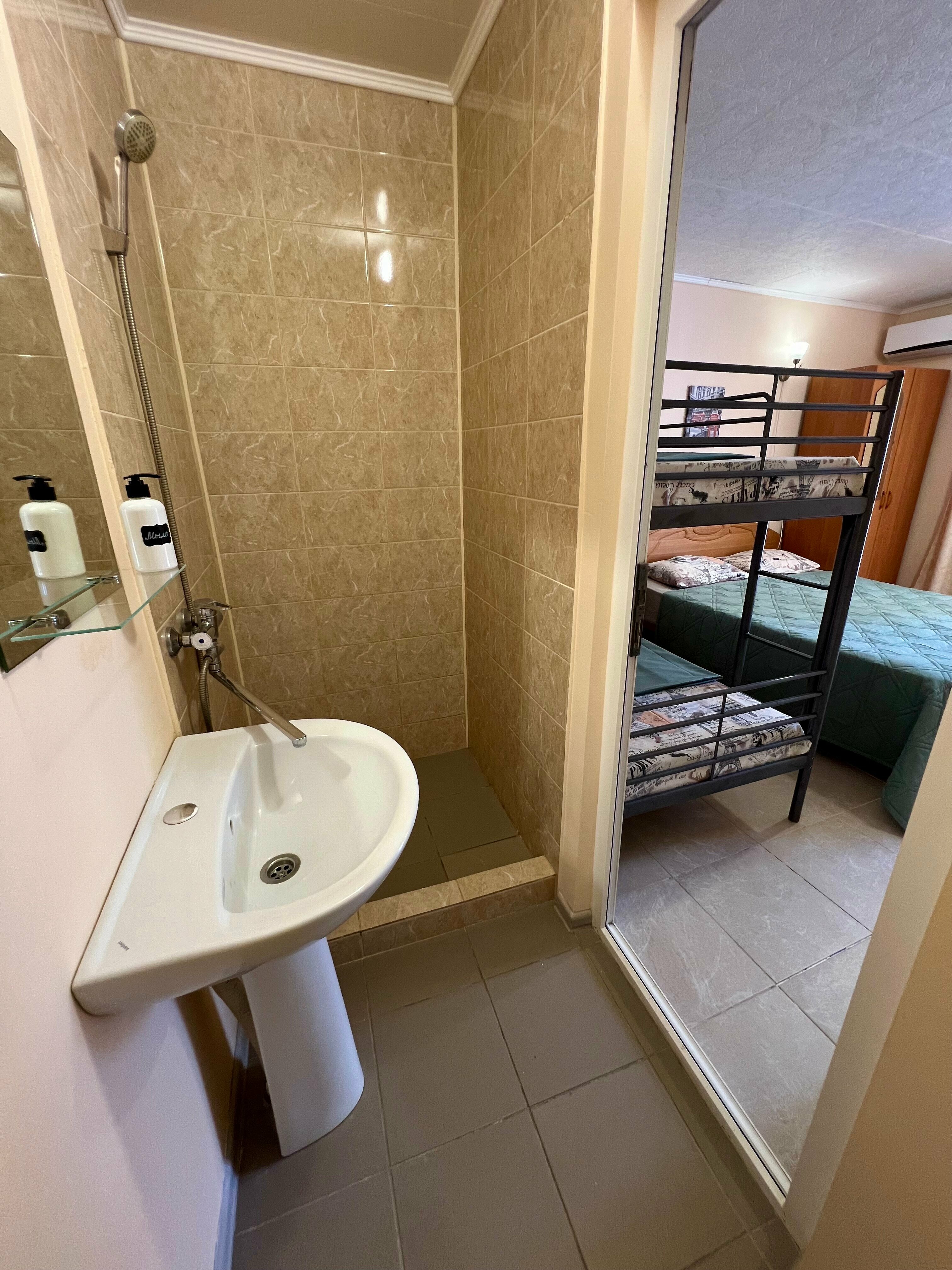 Стандартный трехместный номер