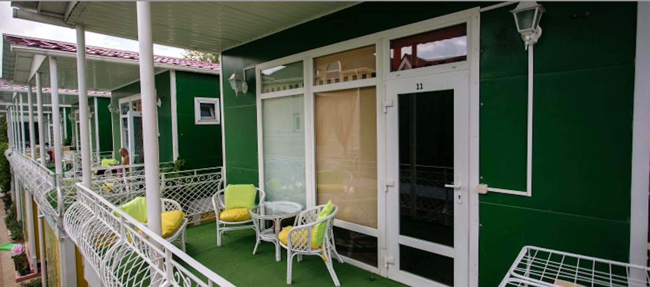 Четырехместный номер с балконом