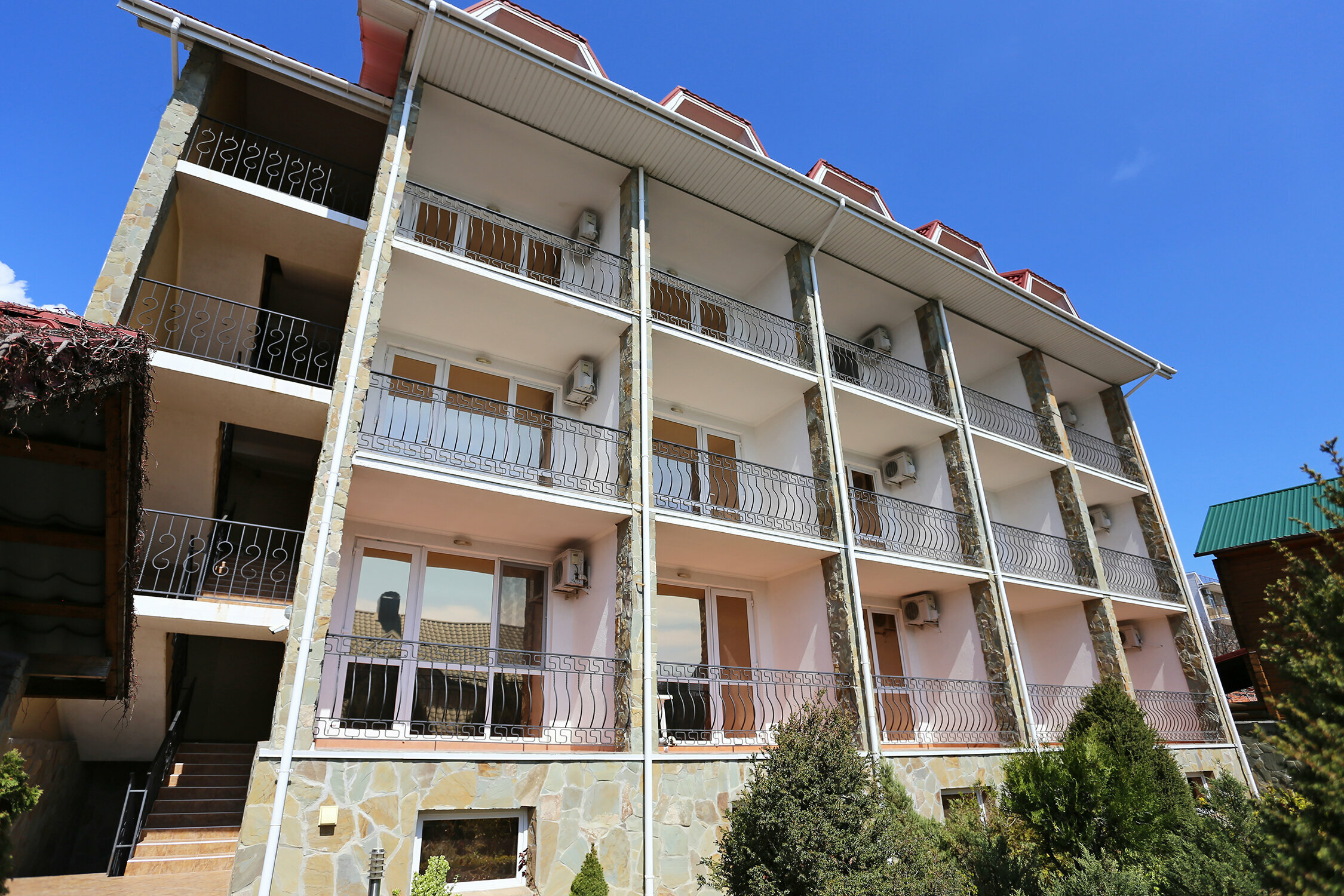 Двухместный номер Делюкс с 1 кроватью или 2 отдельными кроватями и балконом