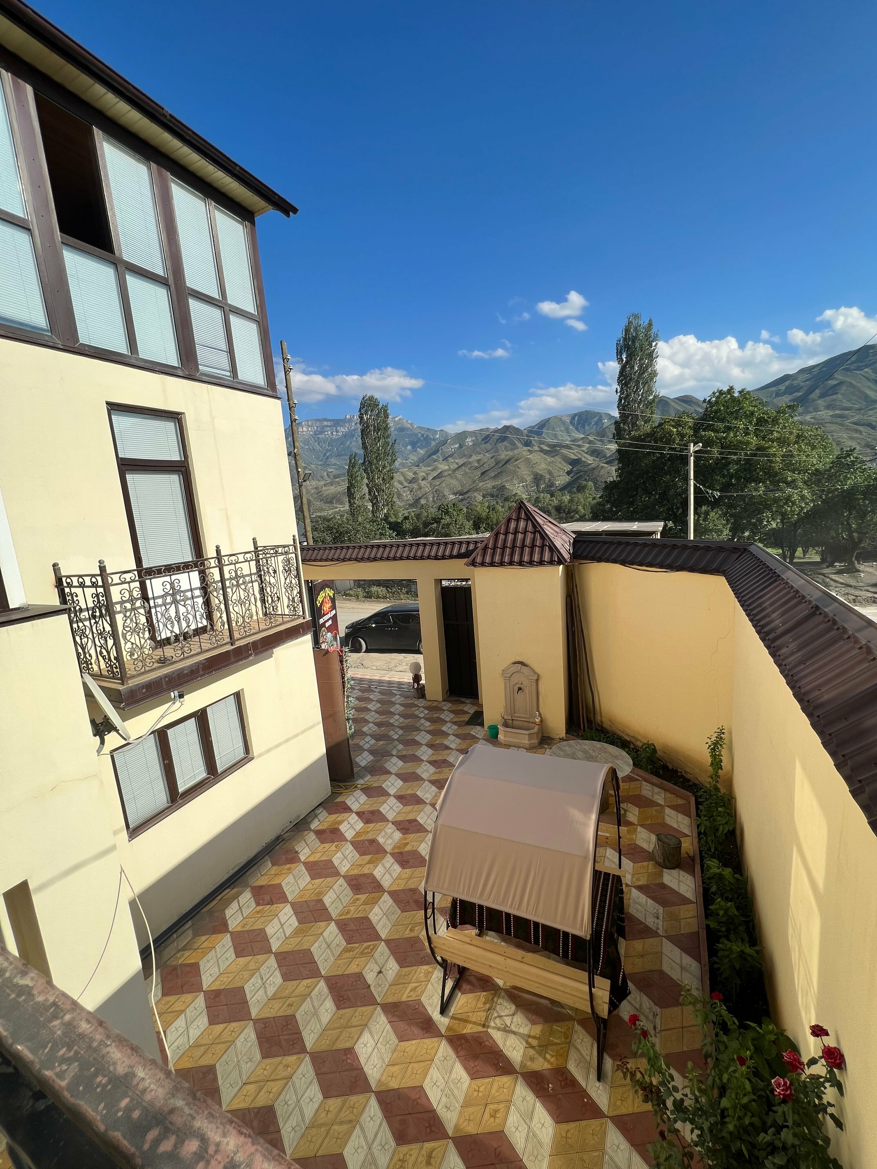 Двухместный номер с 1 кроватью или 2 отдельными кроватями, вид на горы