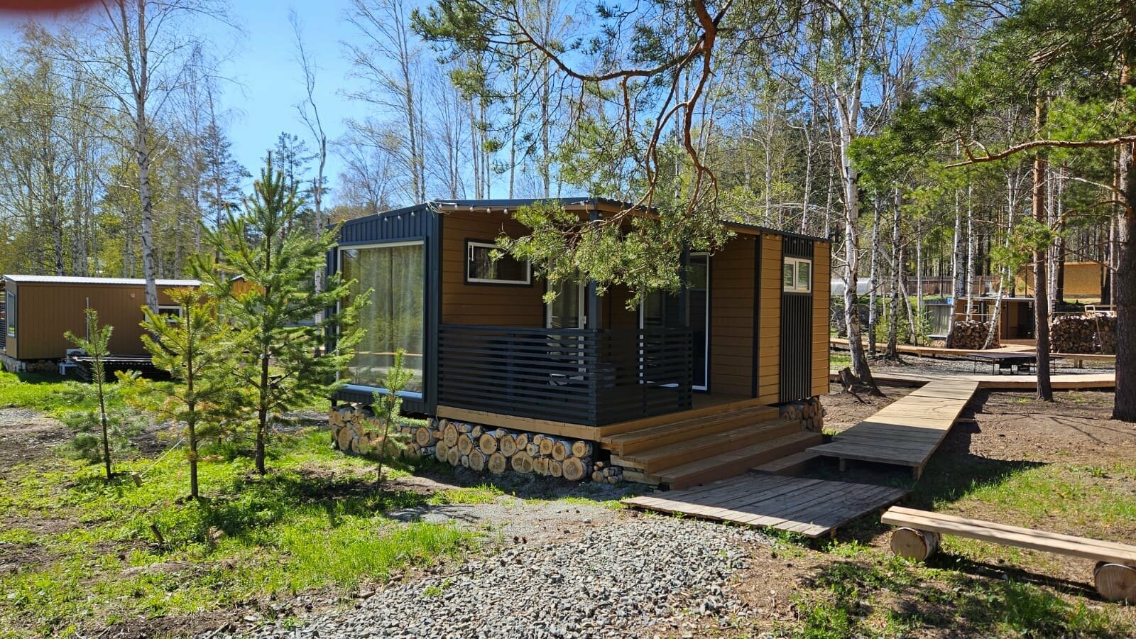 Четырехместный номер с душем