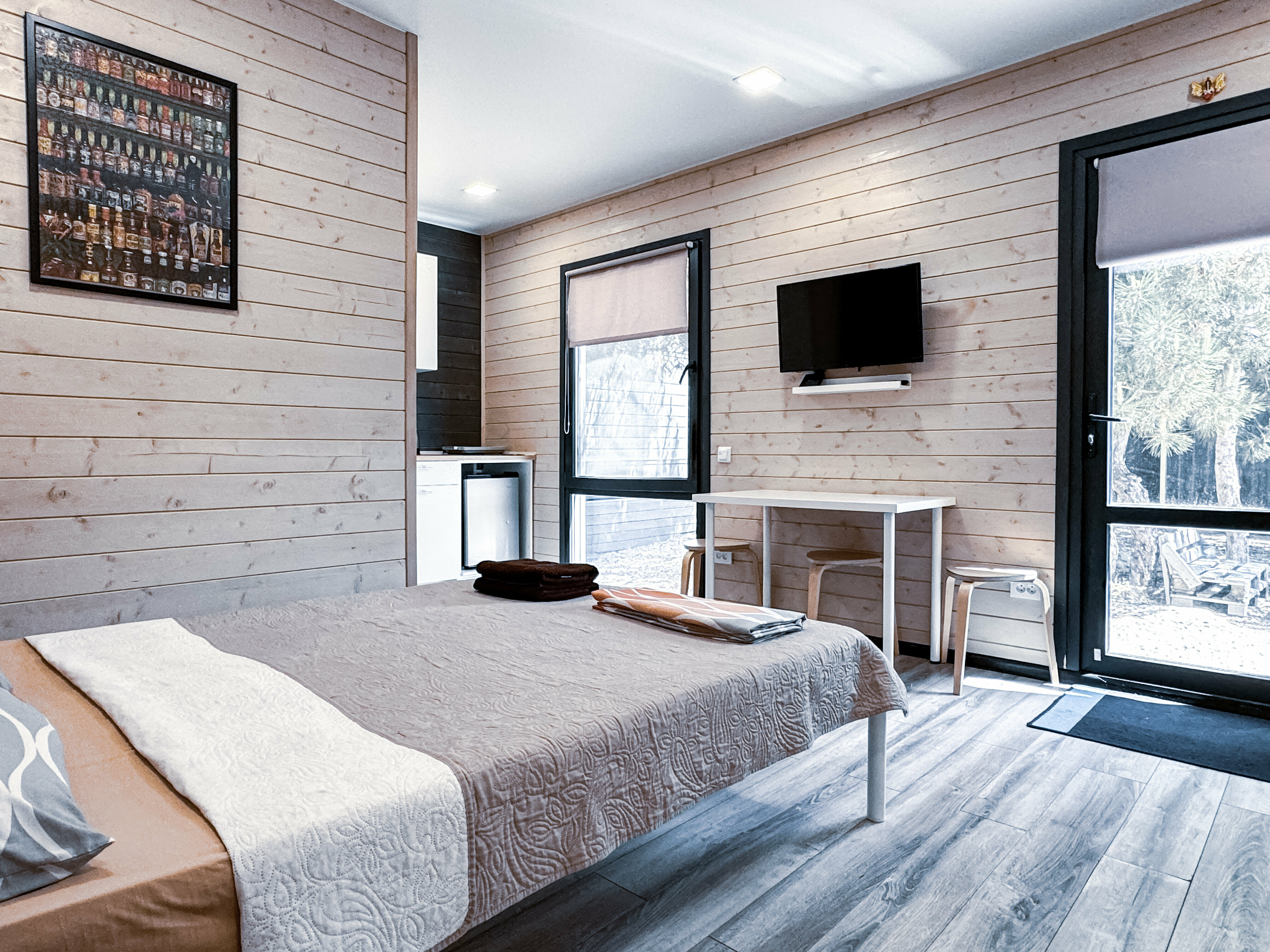 Трехместный номер «Комфорт» с душем