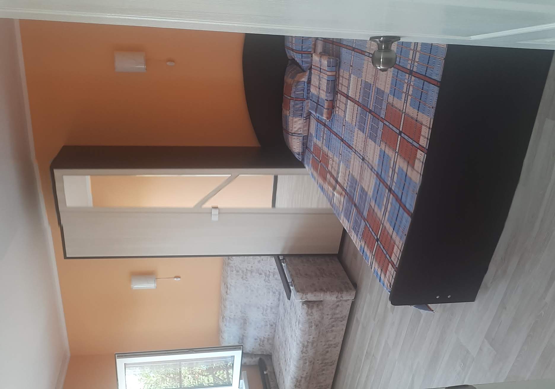 Трехместный номер с балконом