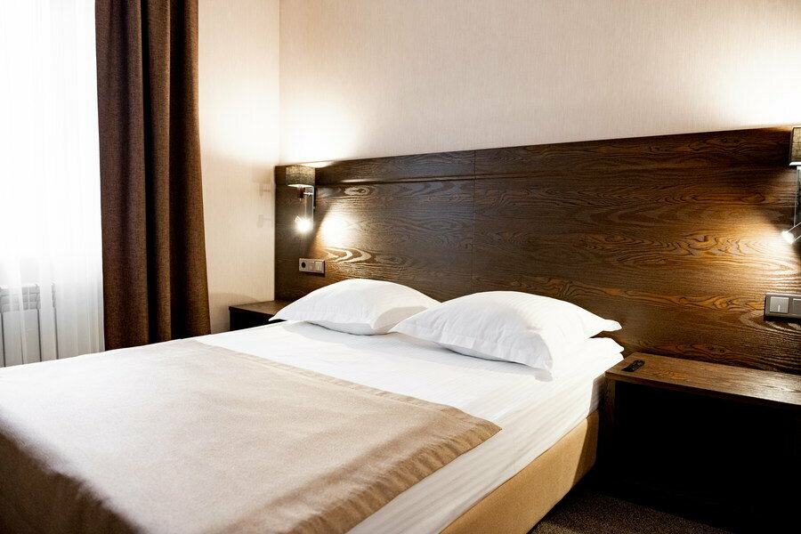 Номер с кроватью размера «queen-size»