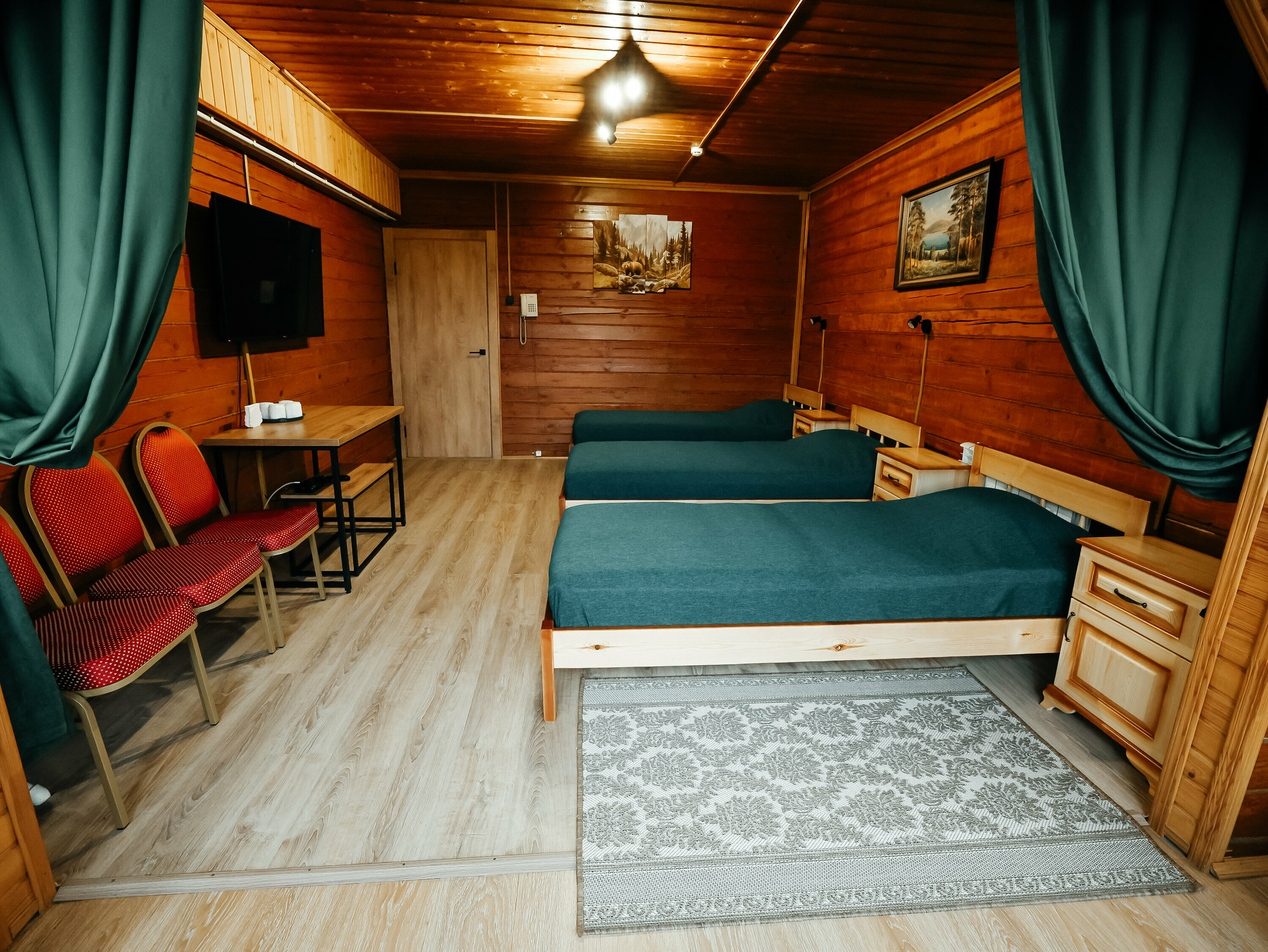 Трехместный номер Делюкс