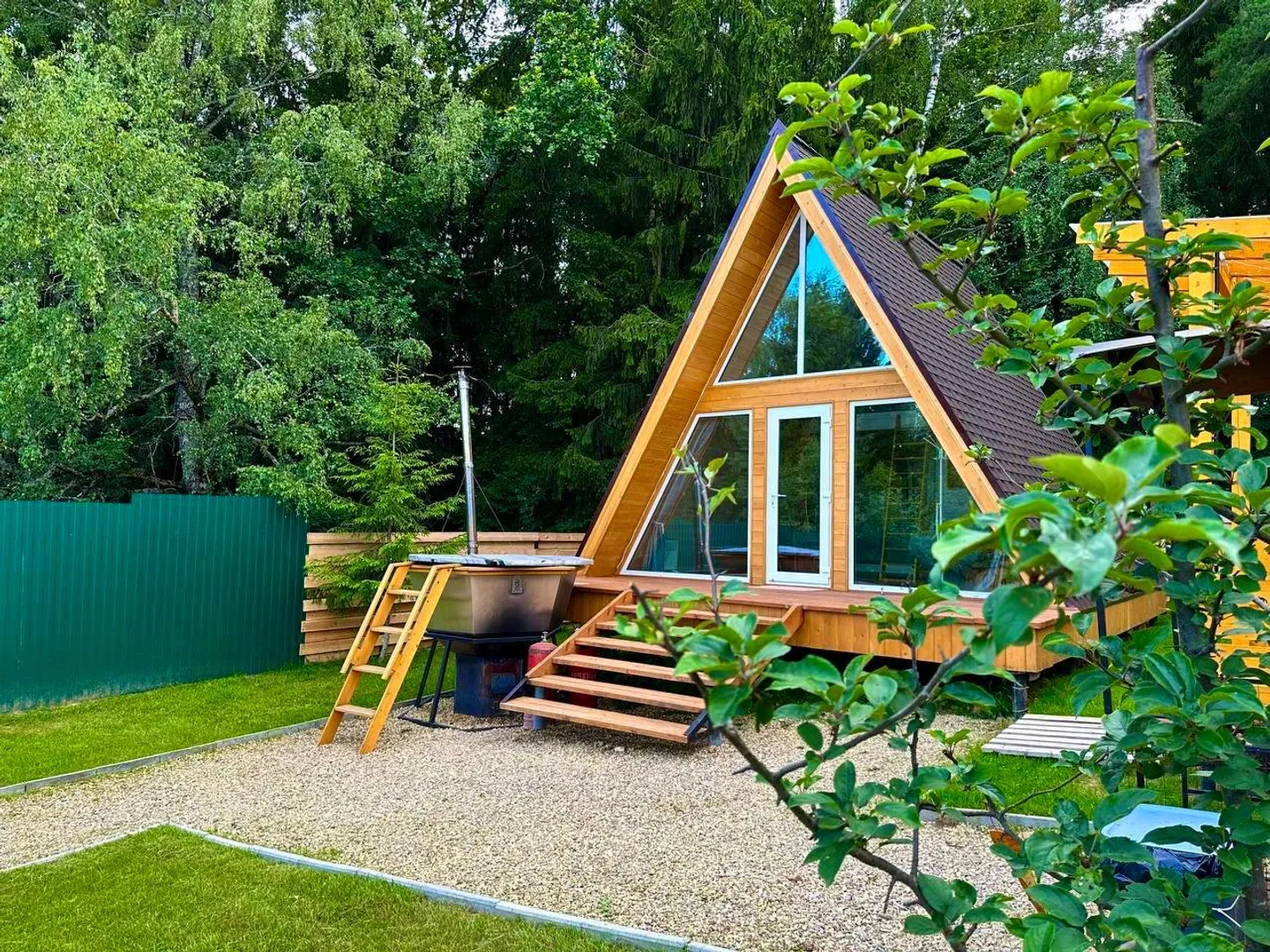 Дом с видом на лес