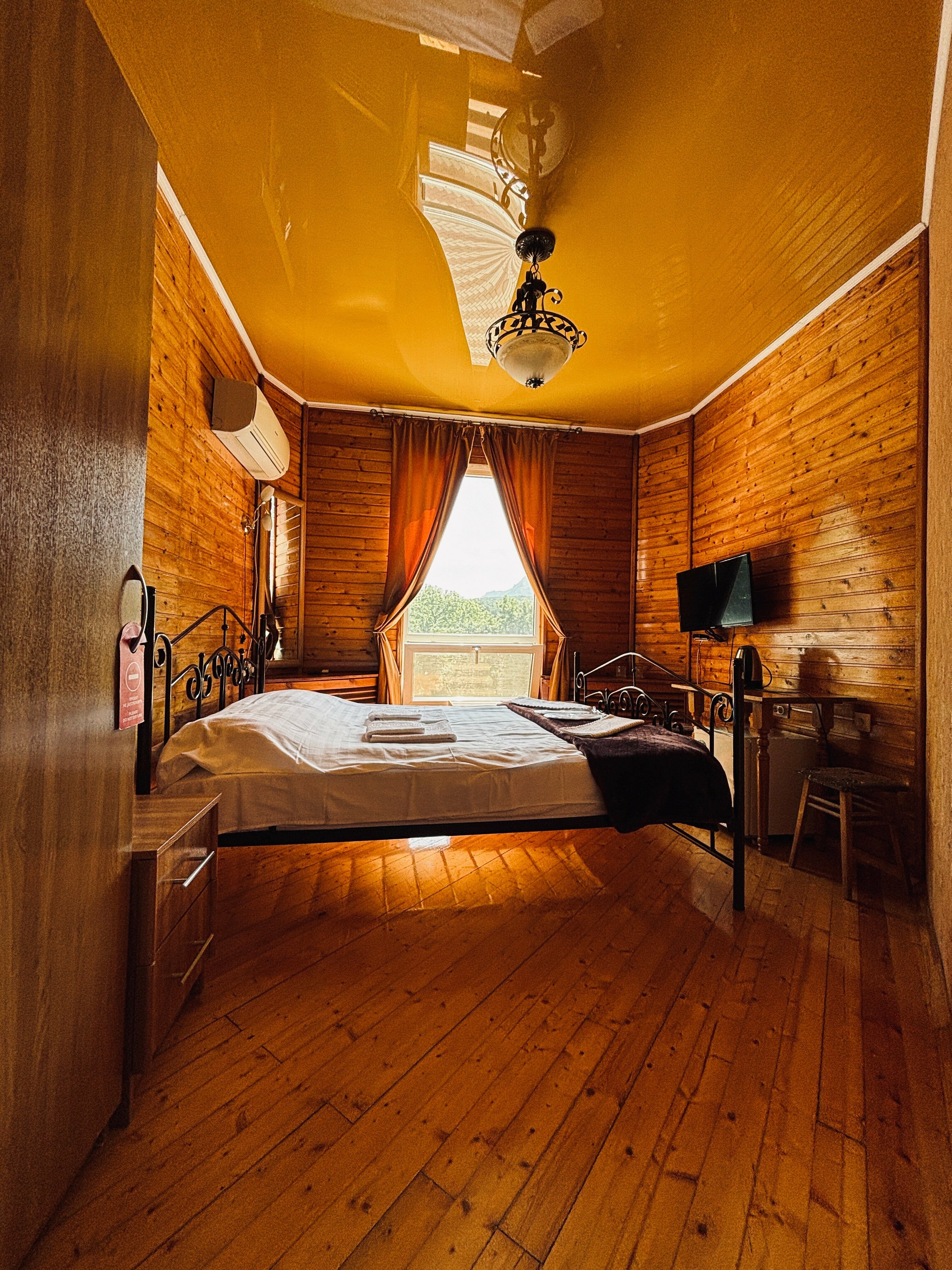 Двухместный номер с 1 кроватью и видом на горы