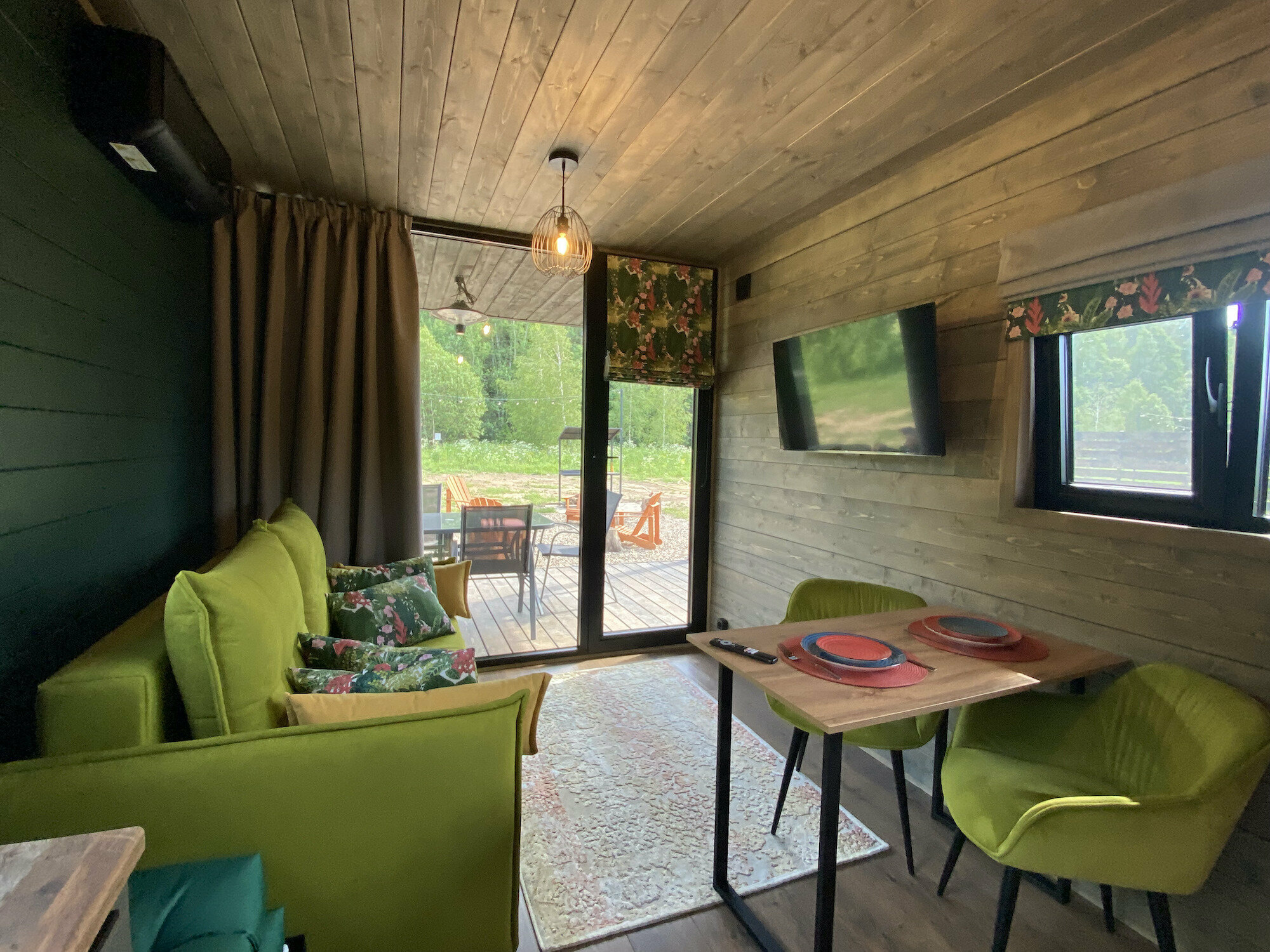 Полулюкс с террасой