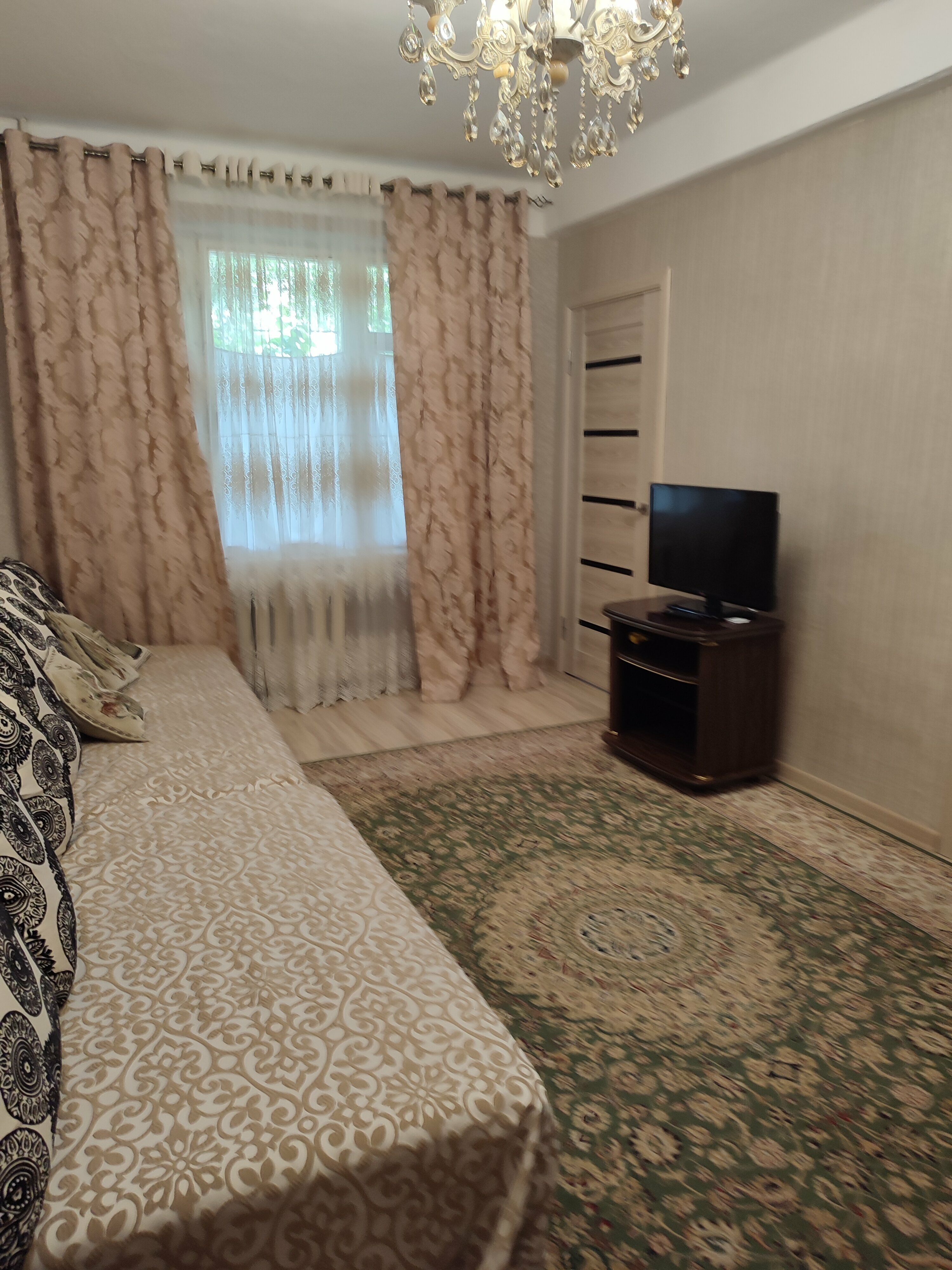 Четырехместный номер с ванной комнатой