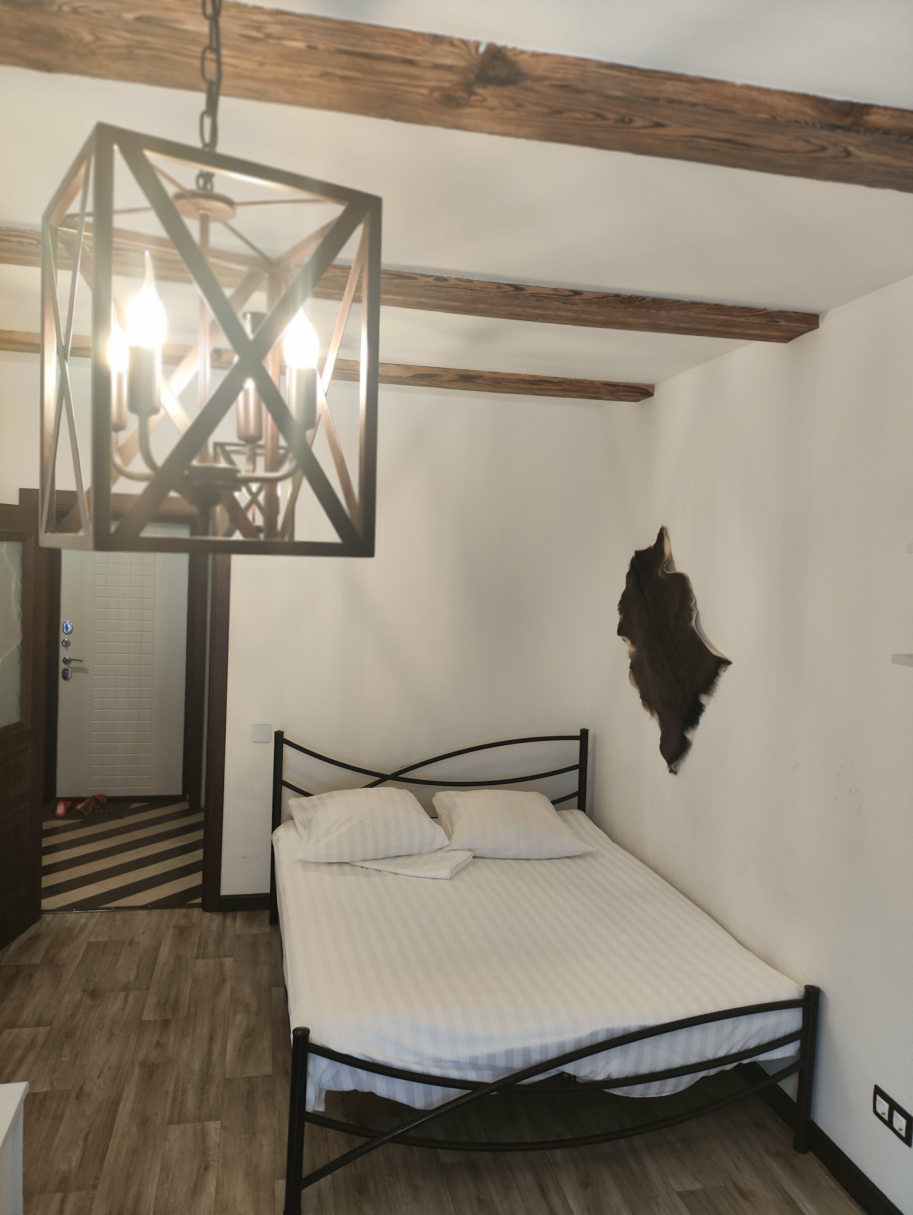 Cемейный номер с собственной ванной комнатой