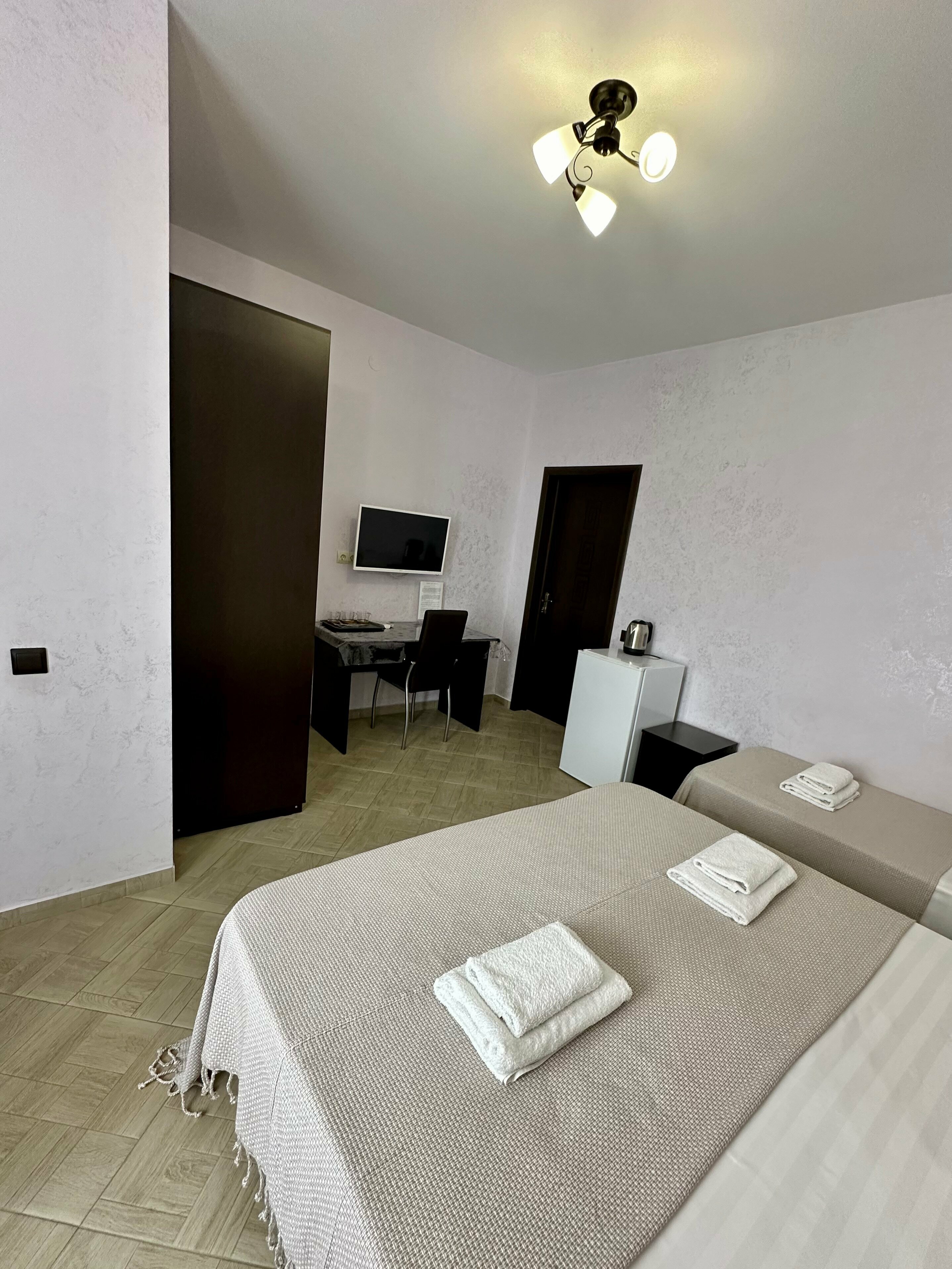 Улучшенный трехместный номер