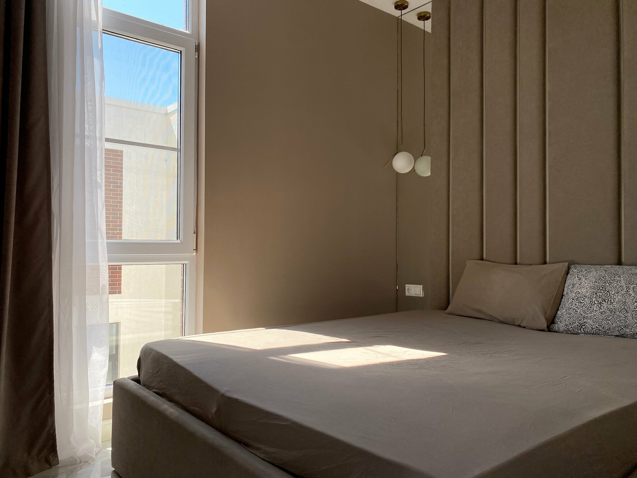 4-х местные апартаменты с балконом в жк c круглогодично подогреваемым бассейном +32 ° "Alicekeys" 13/90