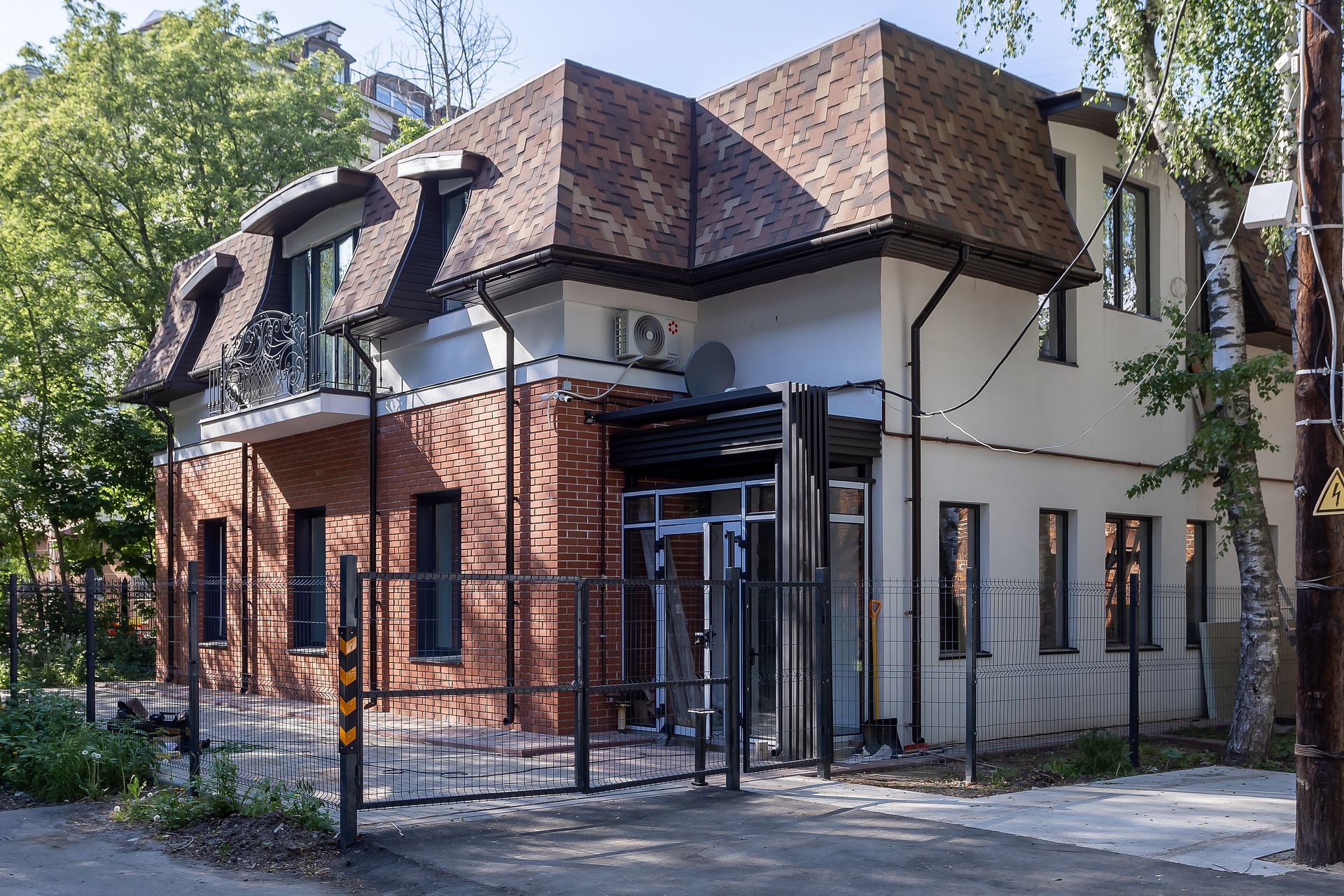 Люкс с кроватью размера «king-size» и балконом