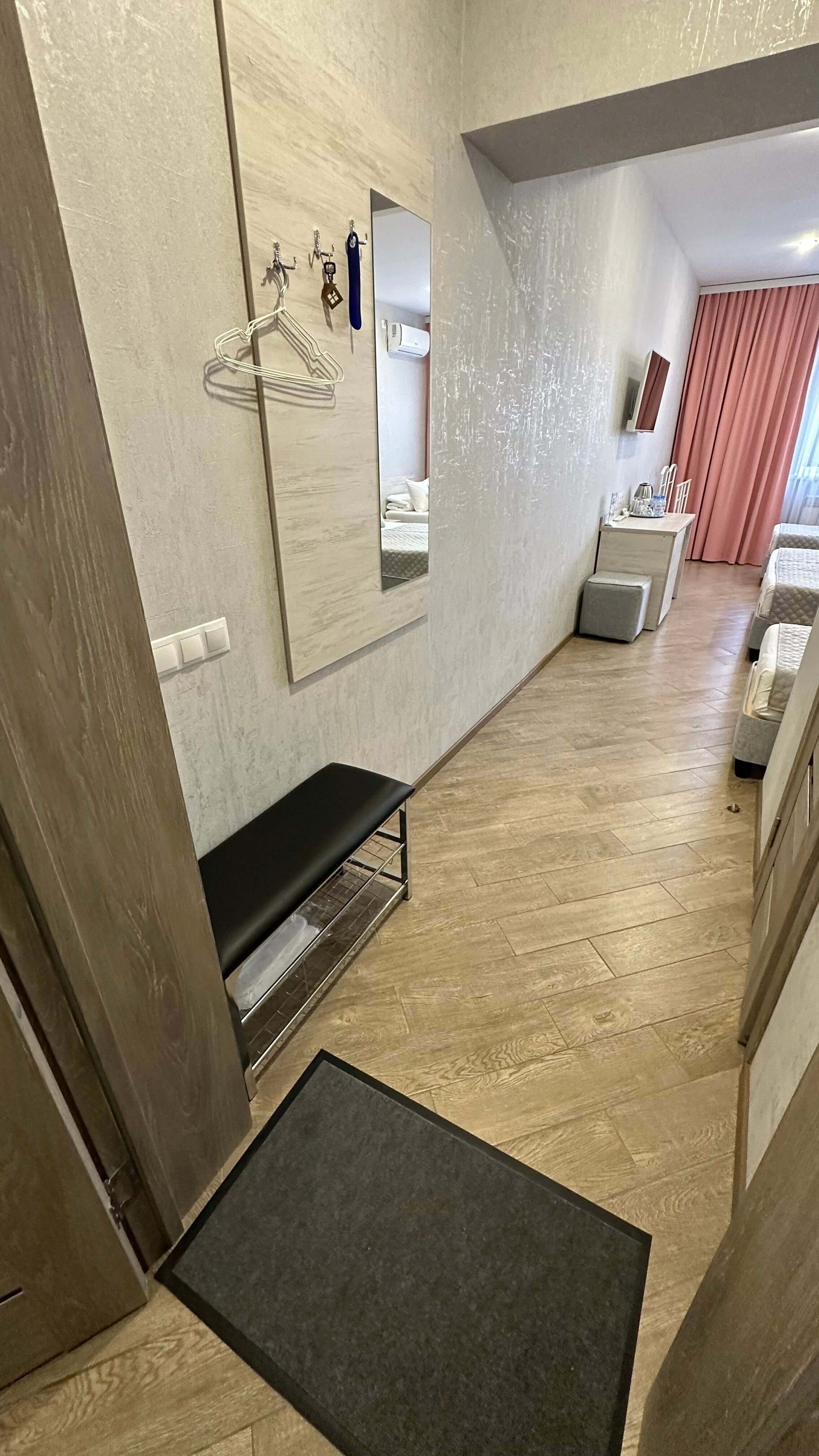 Улучшенный четырехместный номер