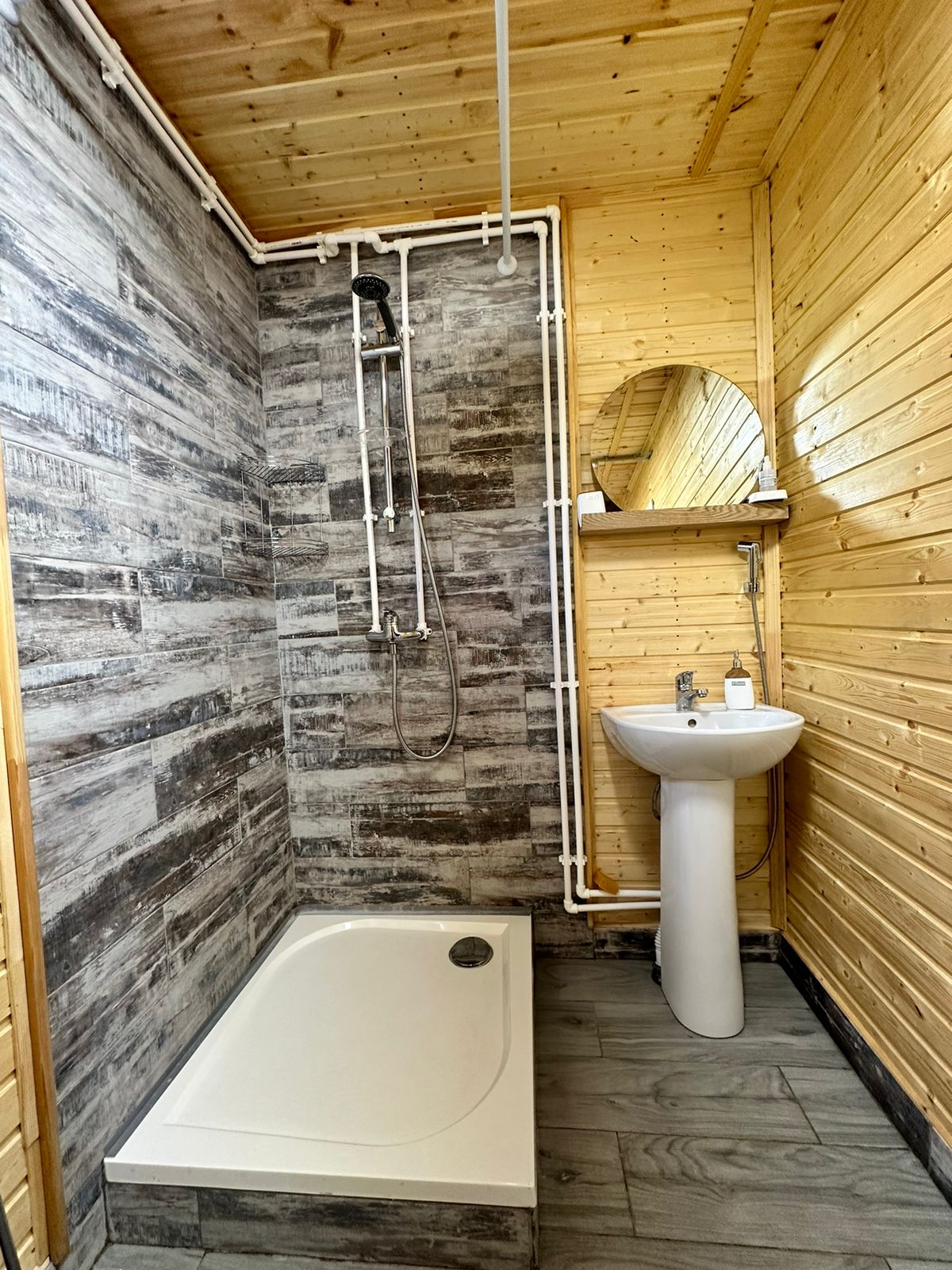 Семейный номер с видом на горы