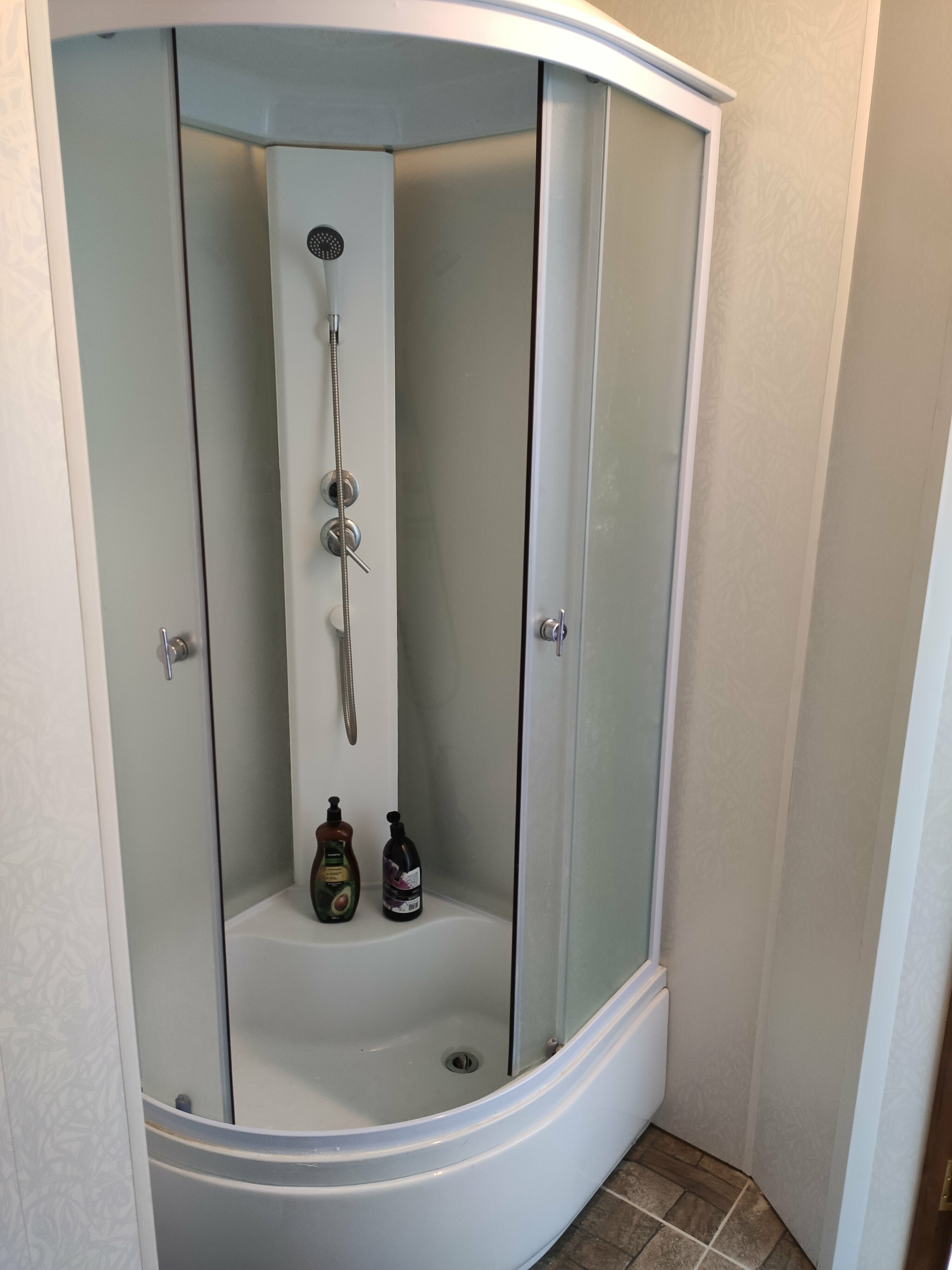 Улучшенный четырехместный номер