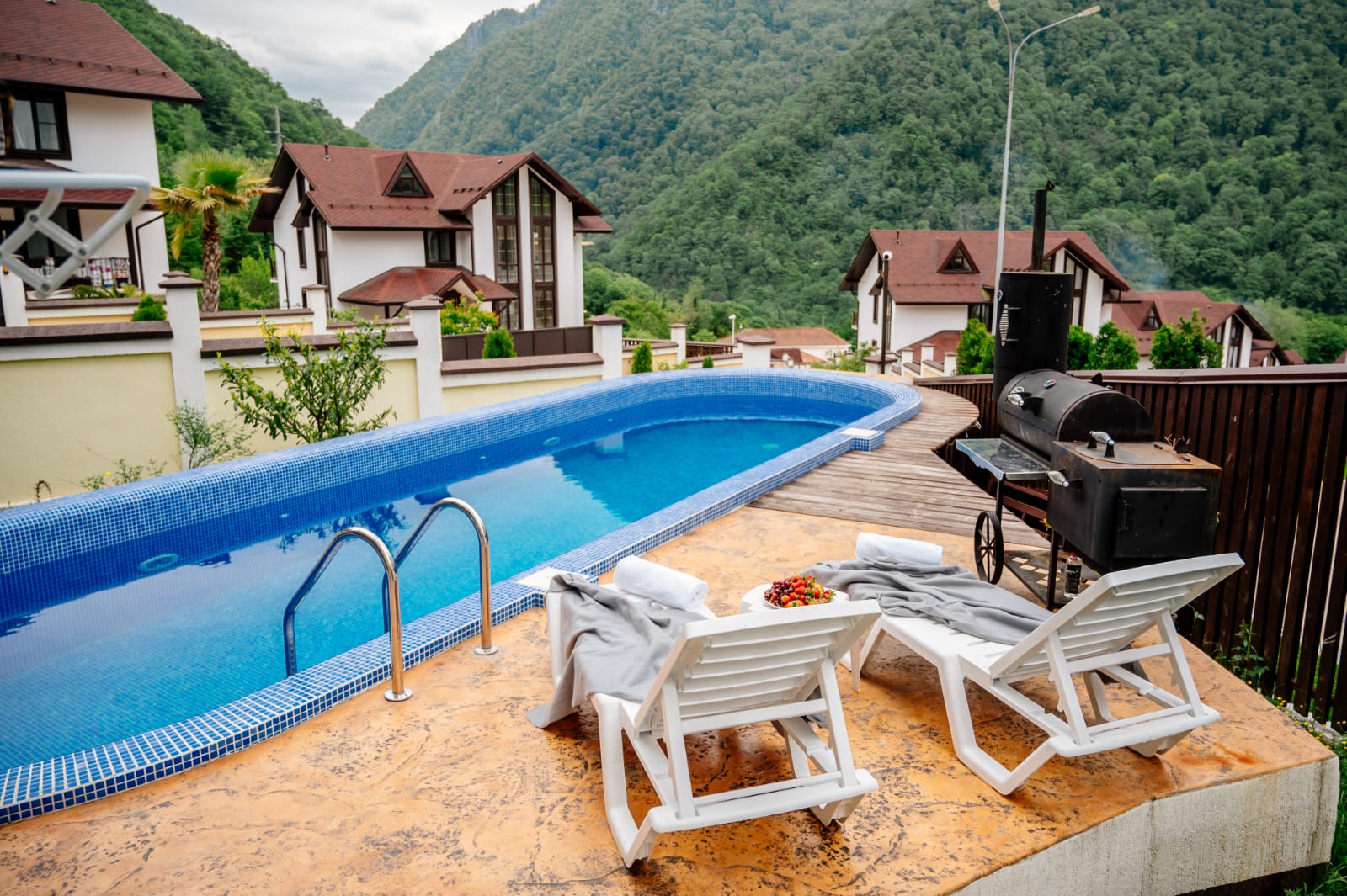 Коттедж с видом на горы