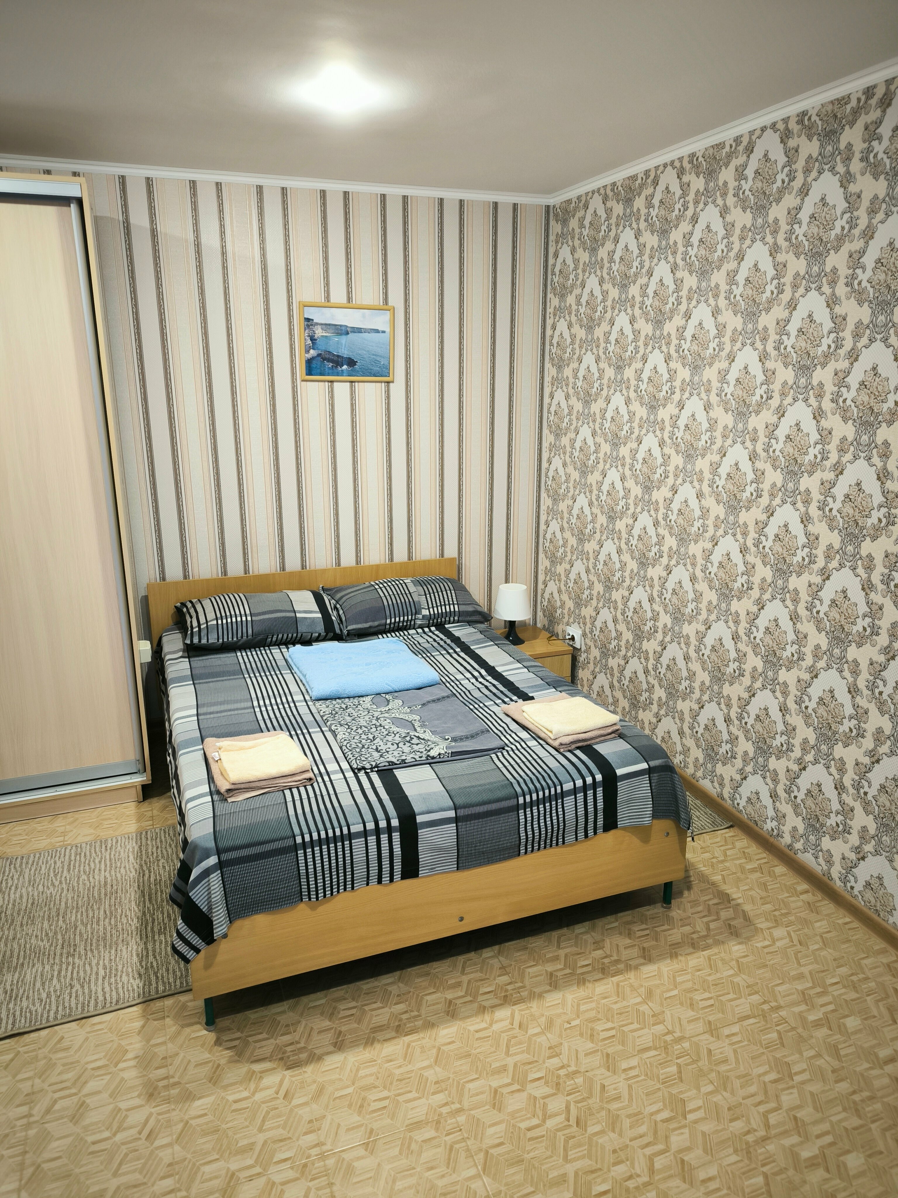 Трехместный номер с балконом