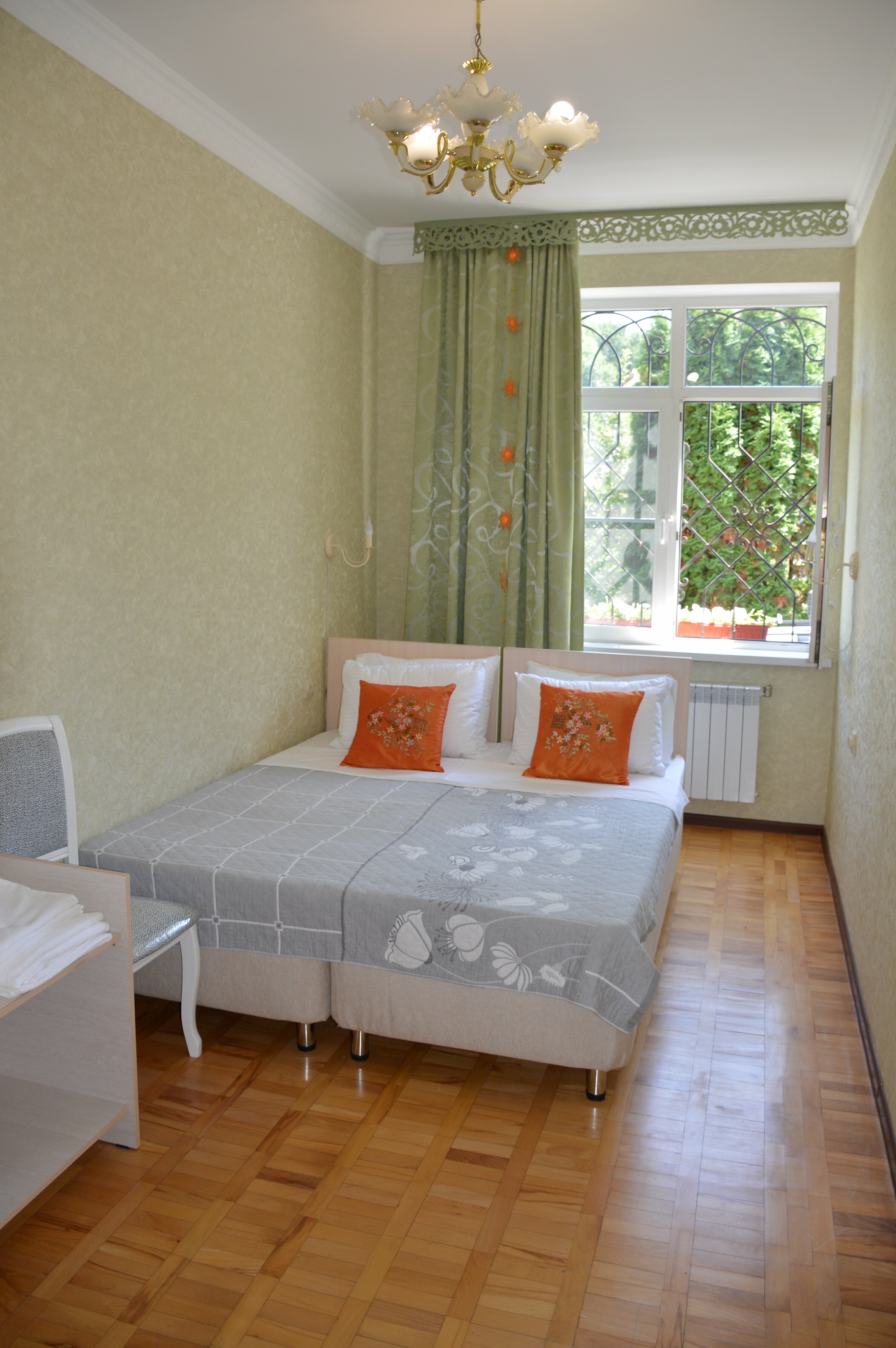 Двухместный номер с 1 кроватью или 2 отдельными кроватями и собственной ванной комнатой