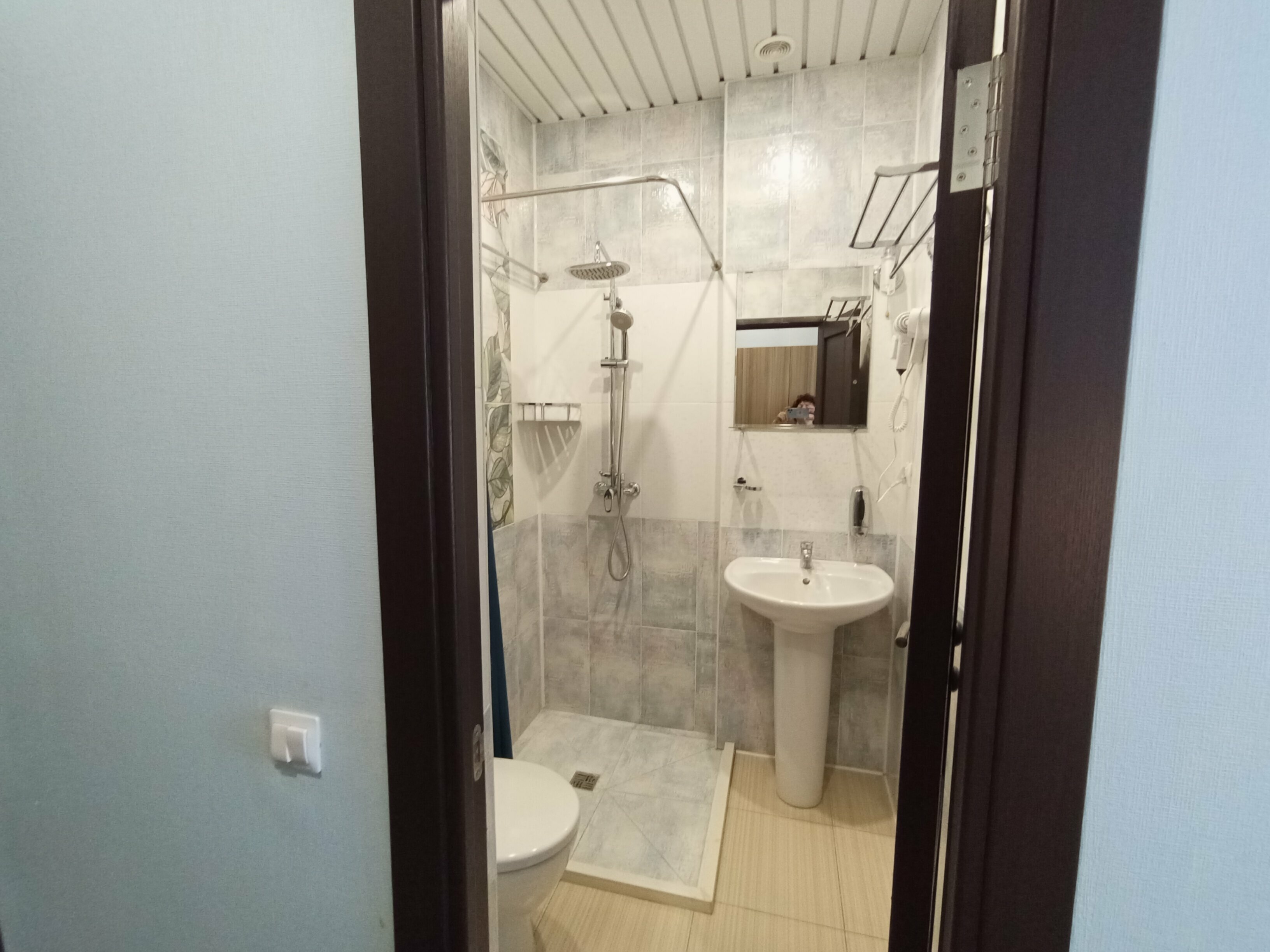 Трехместный номер Делюкс