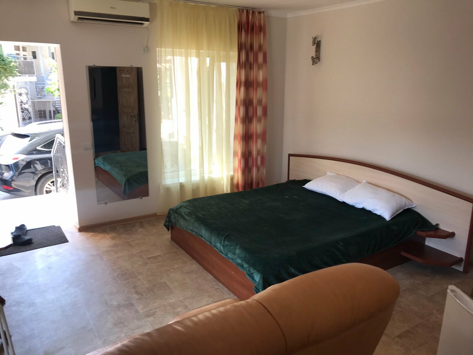 Улучшенный трехместный номер