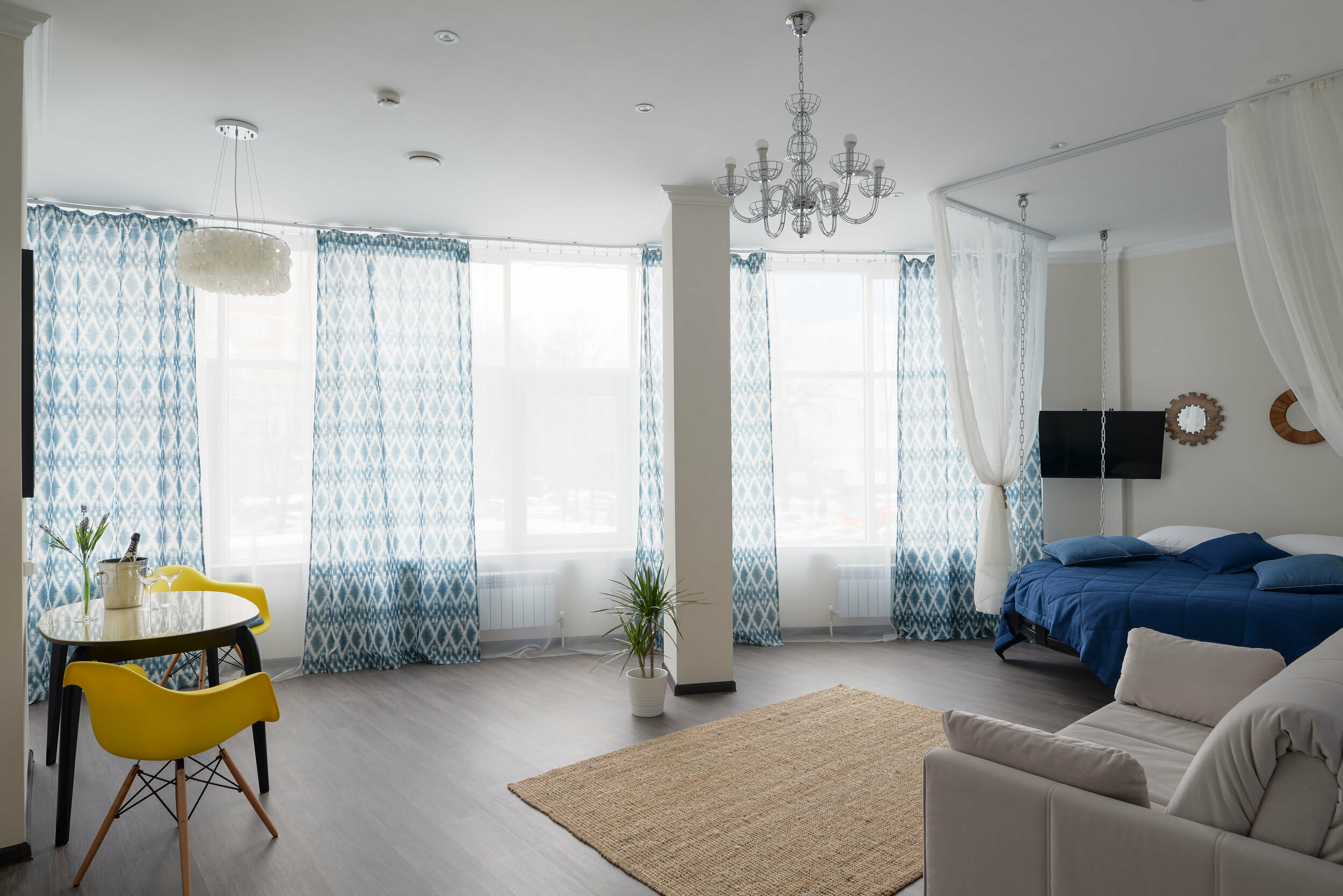 Номер-студия Делюкс с кроватью размера «queen-size»