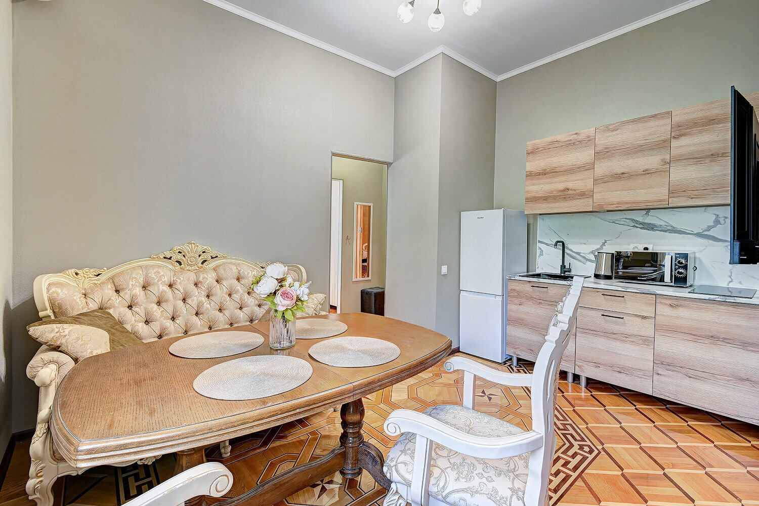 Улучшенные апартаменты