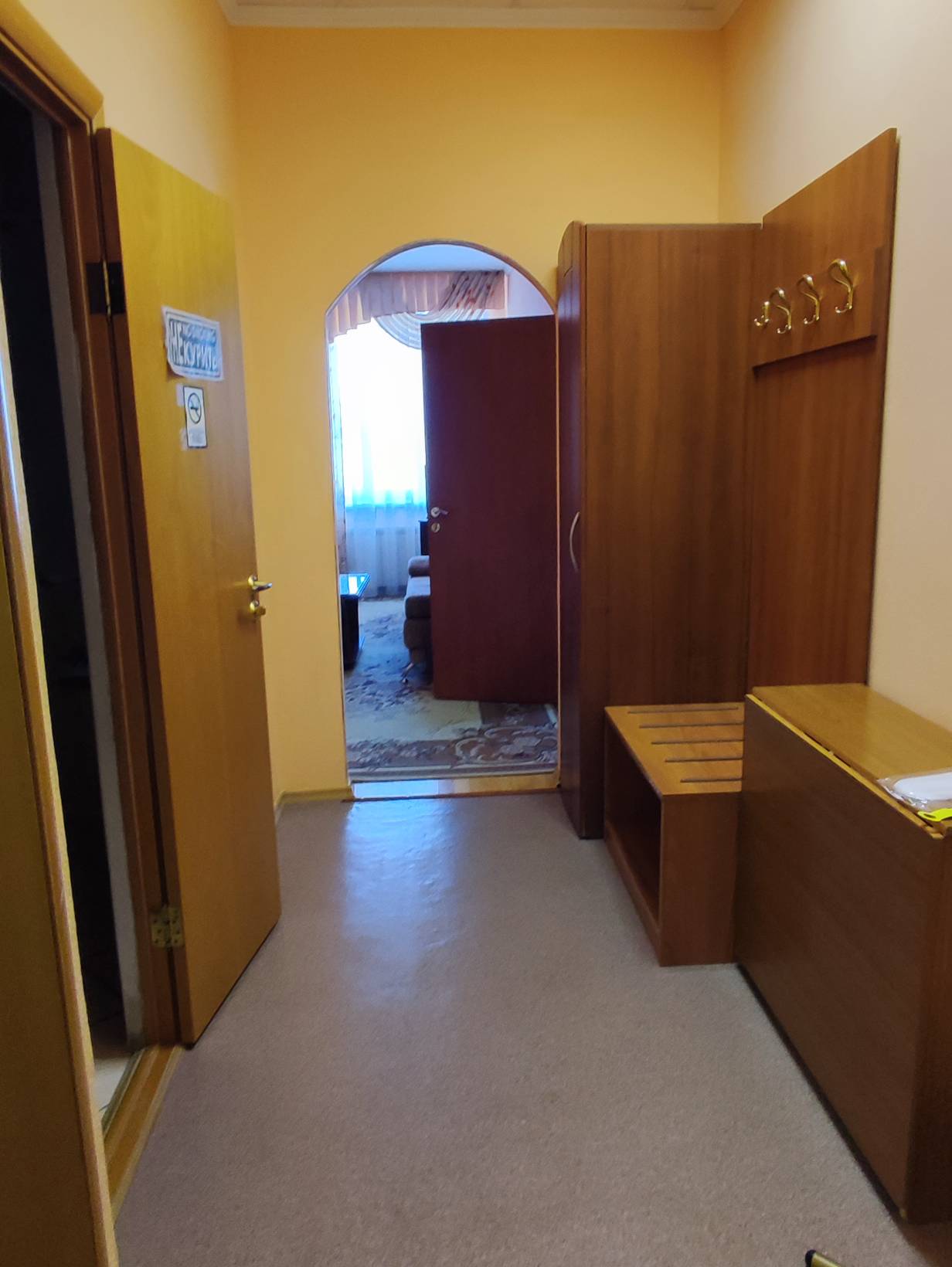 Трехместный номер «Комфорт» с душем