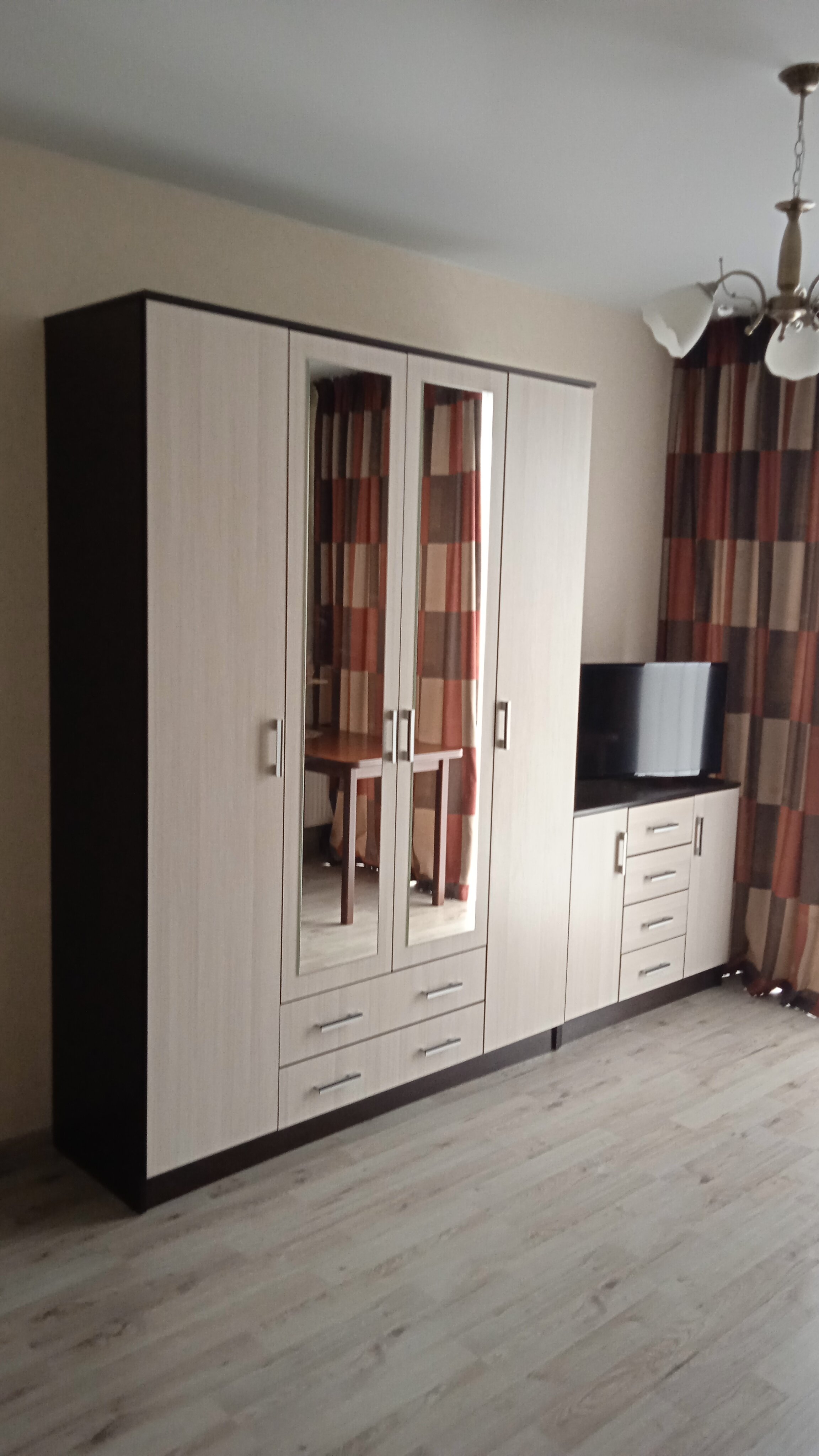 Cемейный номер с собственной ванной комнатой