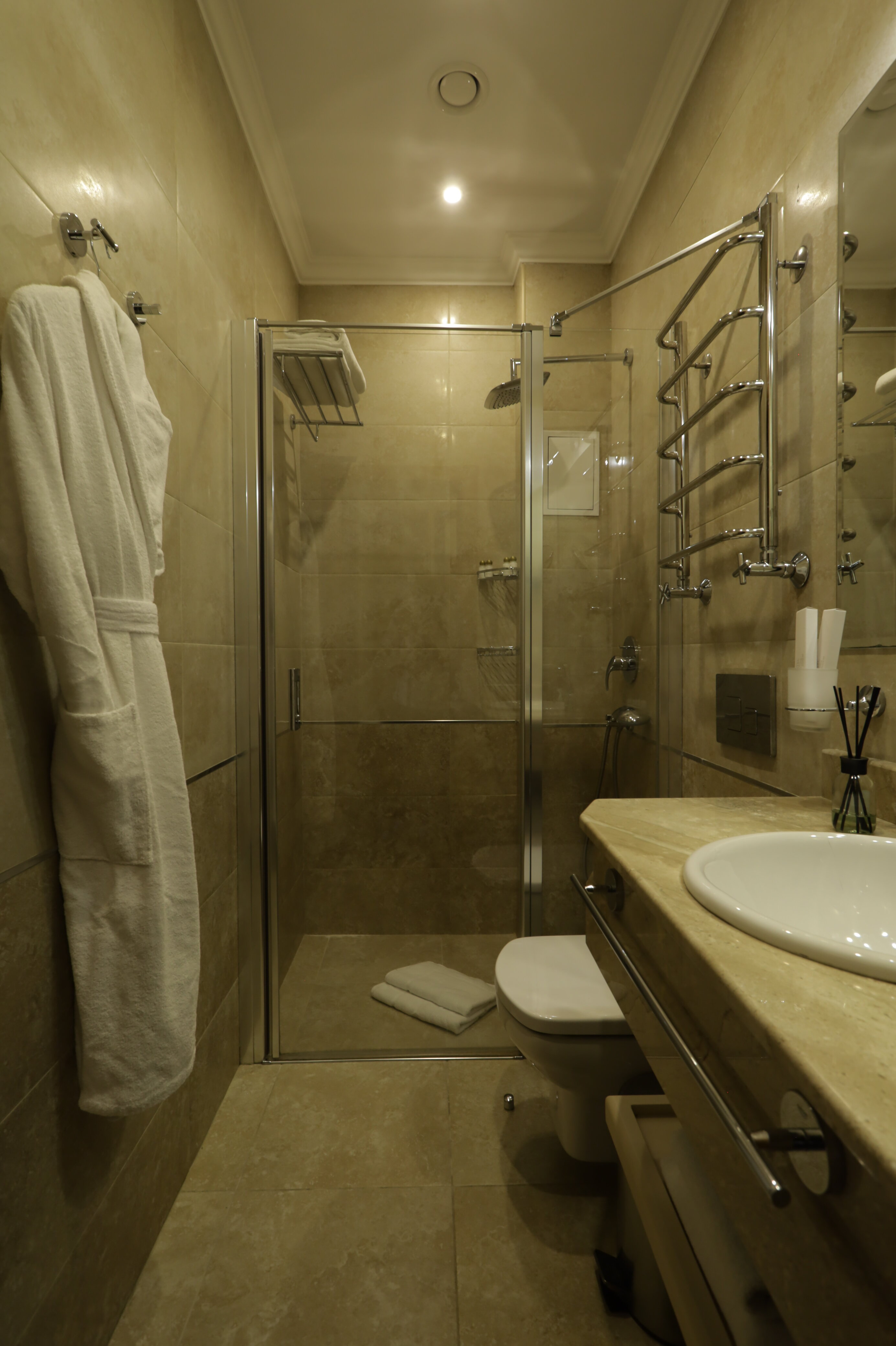 Стандартный одноместный без балкона вид на парк. Главный корпус 5*