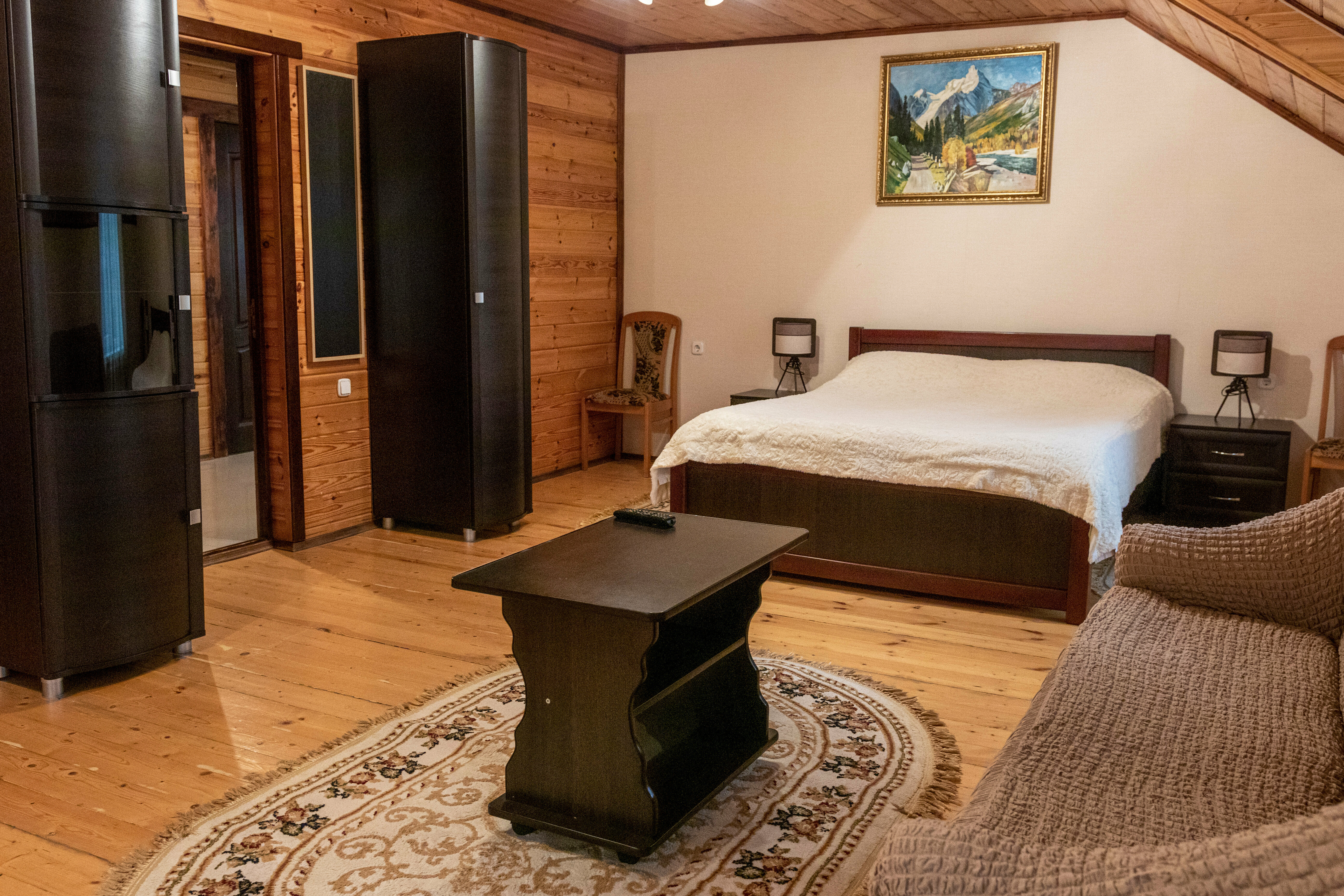 Семейный номер с видом на горы